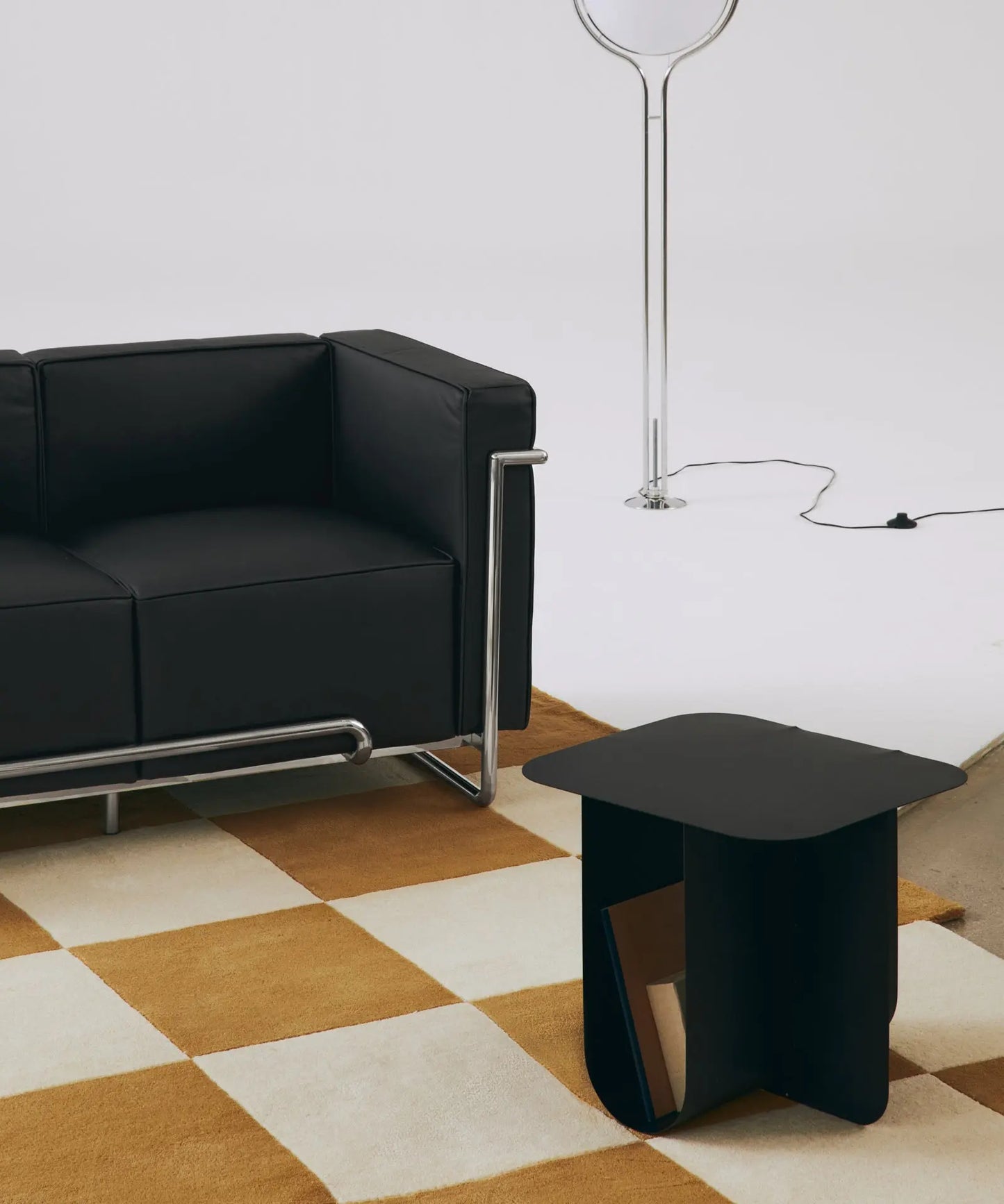 Sofá de 3 Plazas en Polipiel y Metal Box Sofás de Polipiel Northdeco