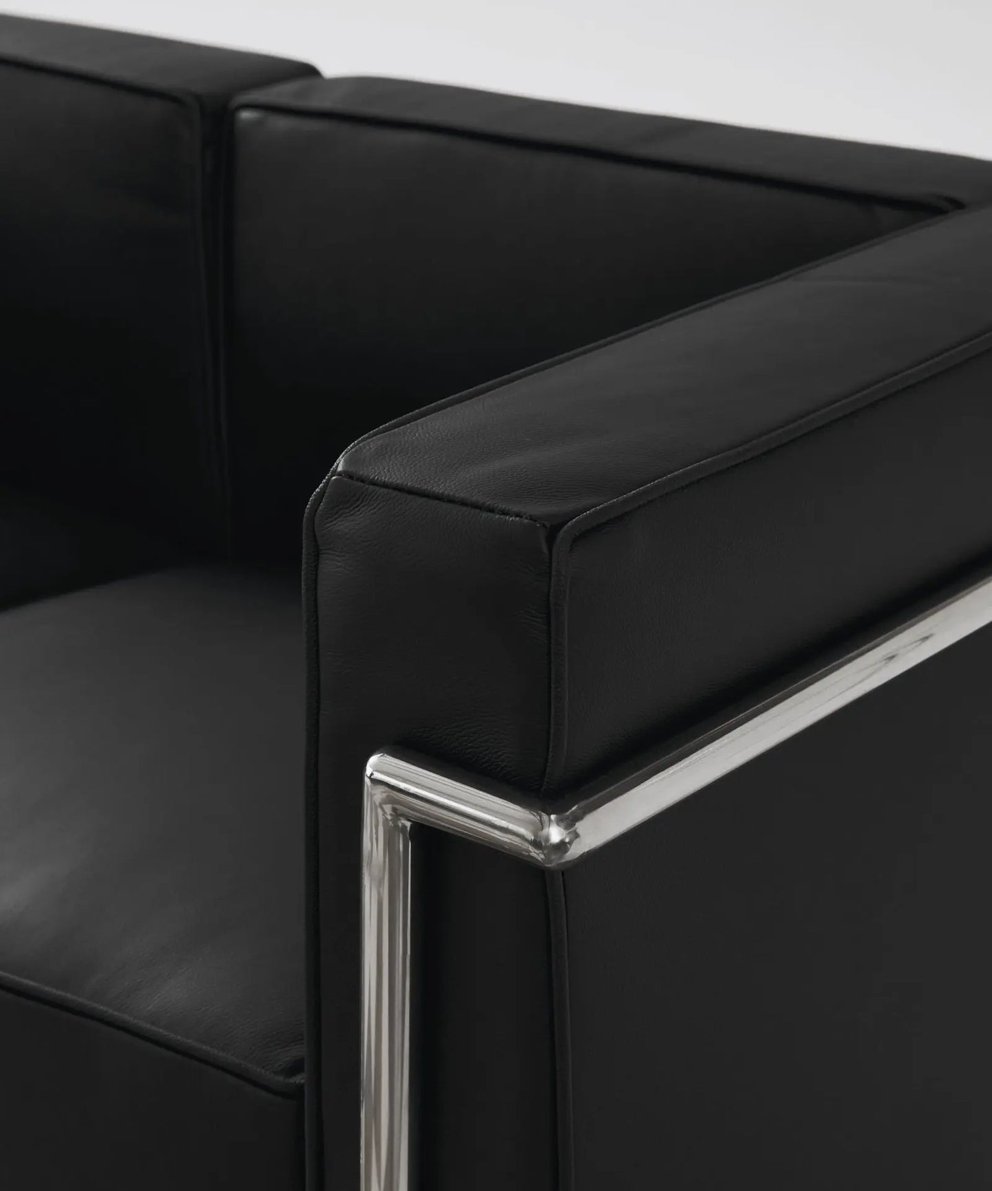 Sofá de 3 Plazas en Polipiel y Metal Box Sofás de Polipiel Northdeco