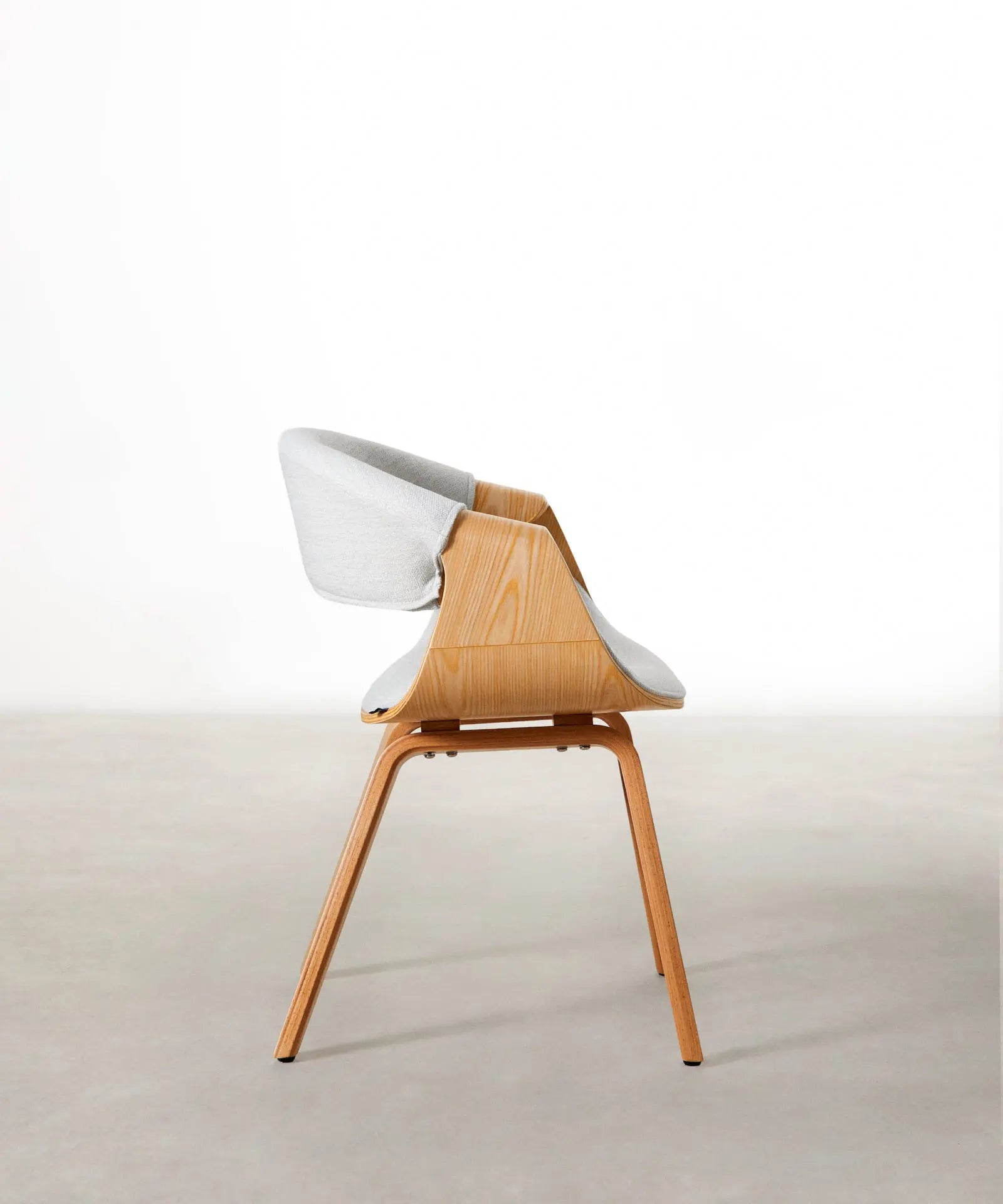 55740405481858 Silla de Comedor en Madera y Polipiel Binsa Sillas de Madera Northdeco