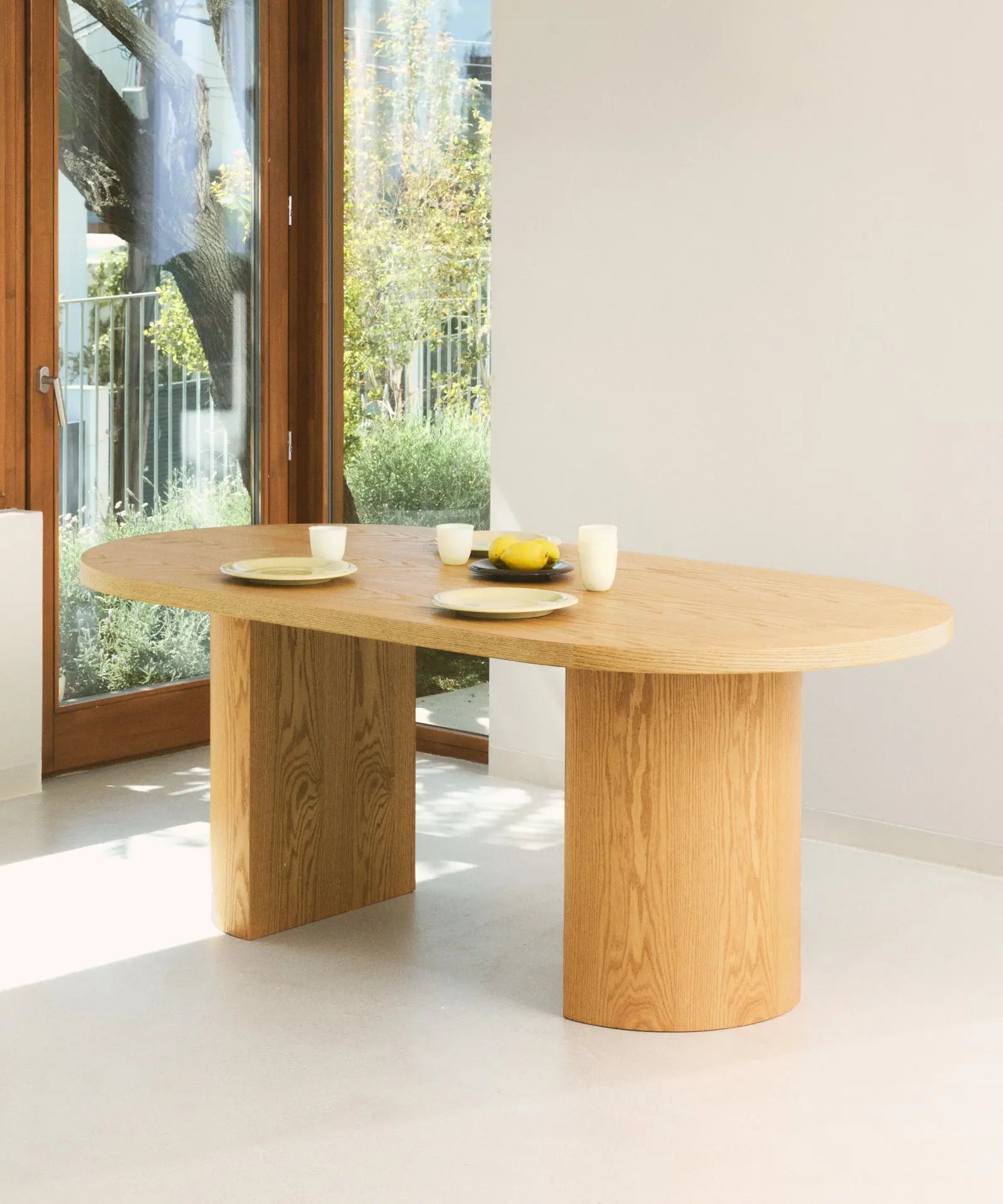 Oval Wooden Dining Table Lily (200 x 100 cm) – Northdeco