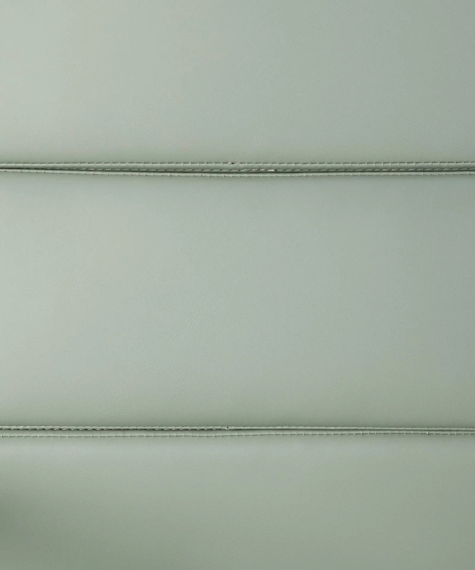 55814755287426 Silla de Oficina en Polipiel Low Base Adalia - Color Edition Sillas de Oficina Northdeco