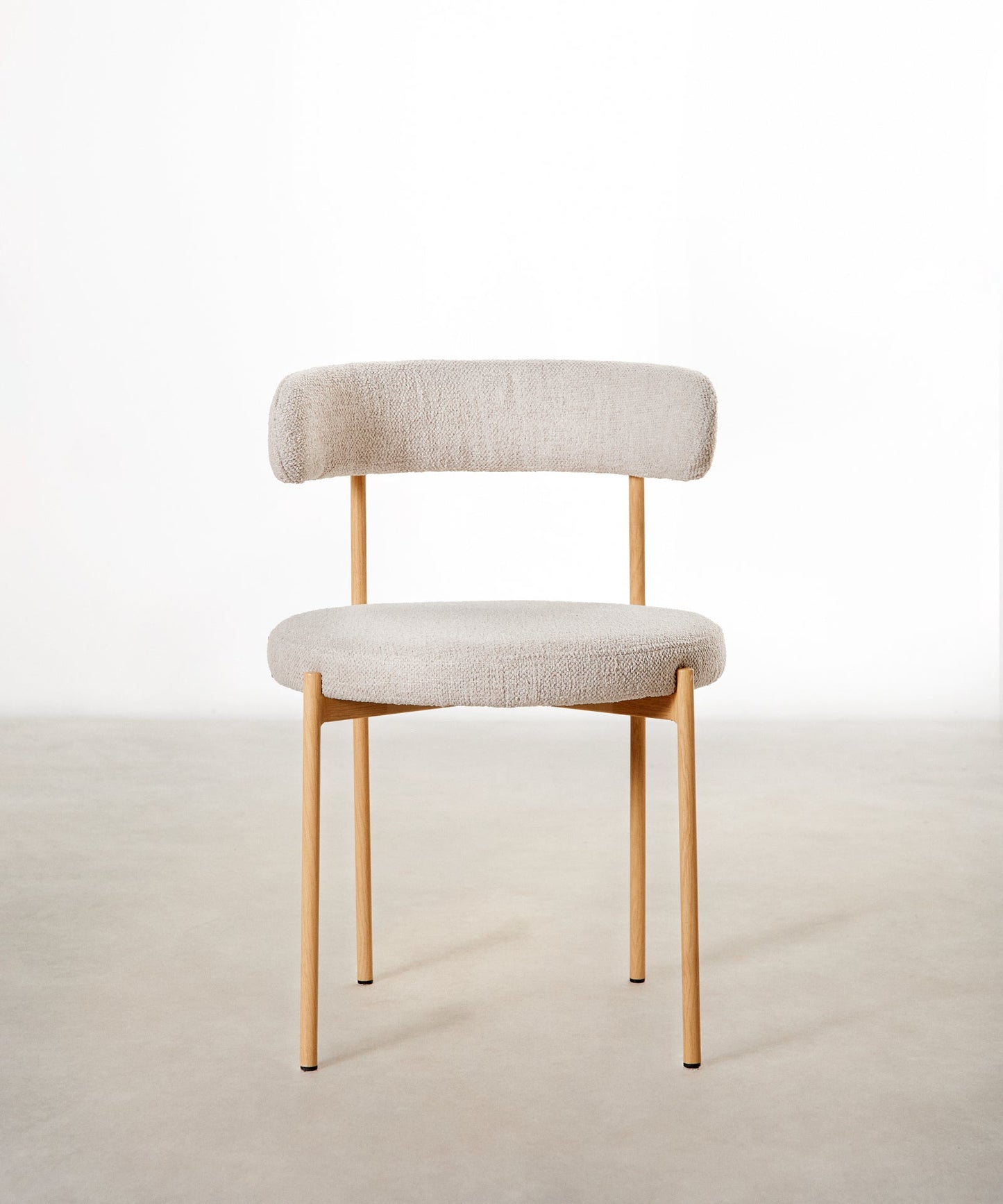 55629190234498 Silla de Comedor en Tela y Metal Alexia - EDICIÓN MADERA Sillas tapizadas Northdeco