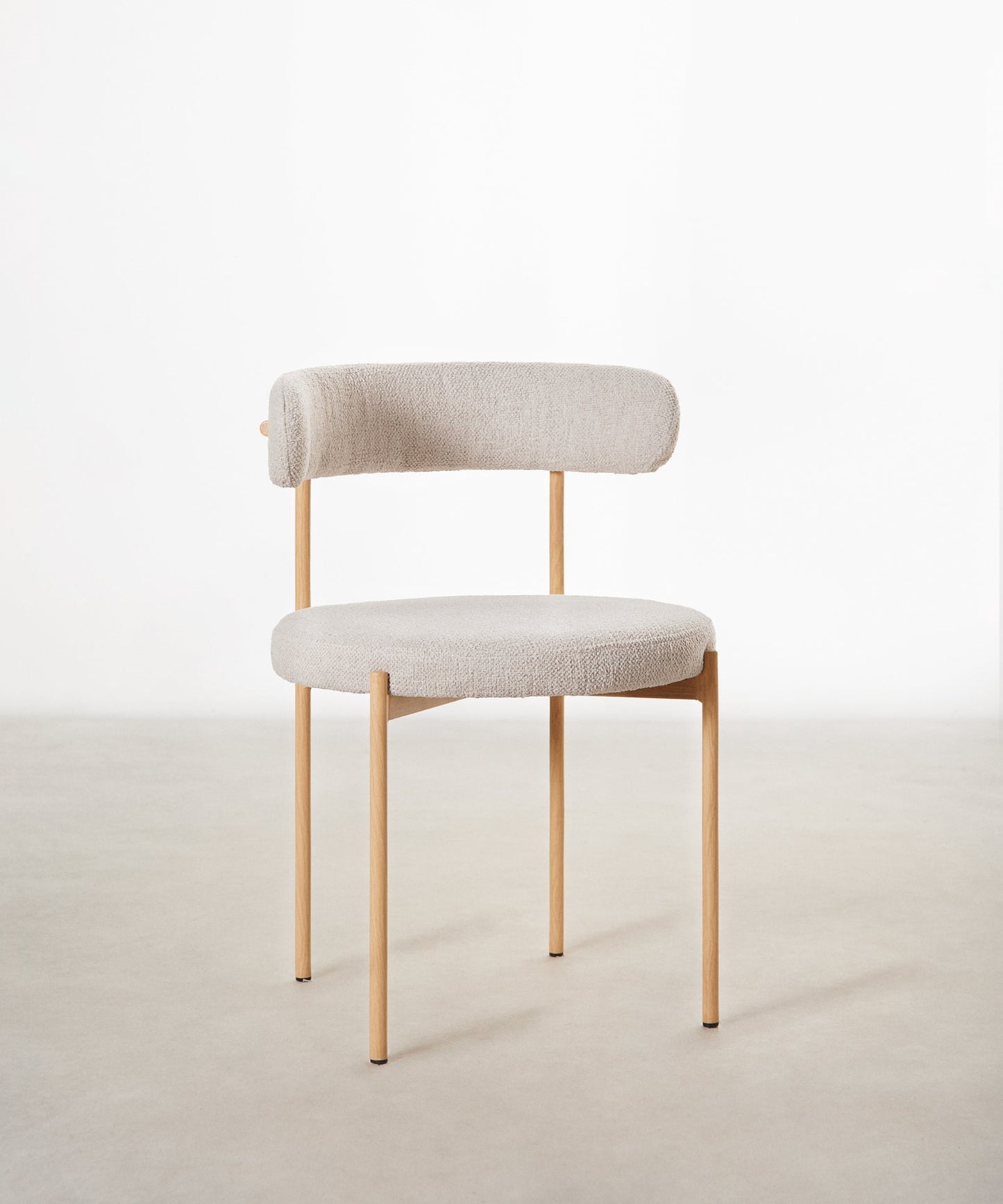 55629190234498 Silla de Comedor en Tela y Metal Alexia - EDICIÓN MADERA Sillas tapizadas Northdeco