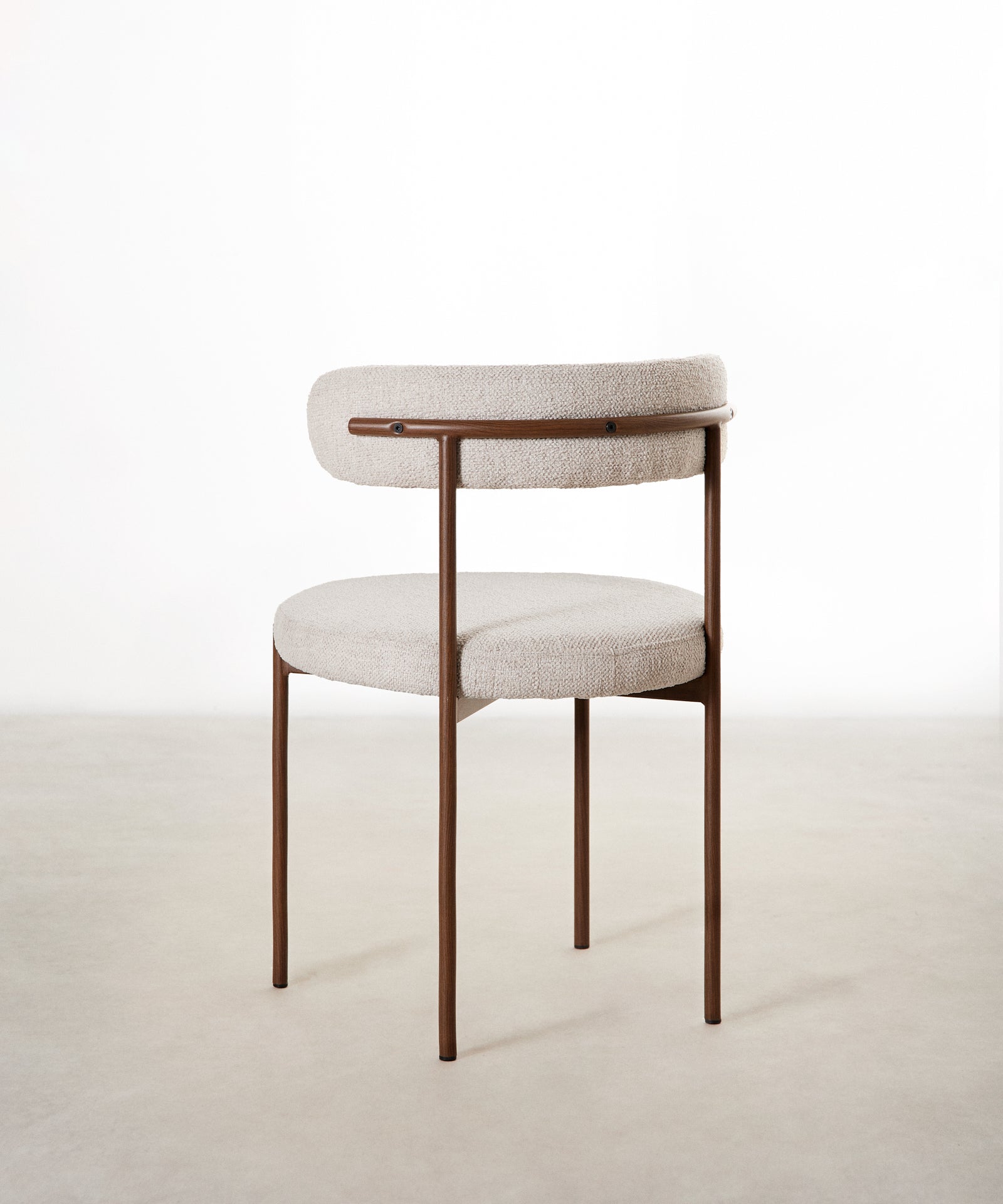 55629169885570 Silla de Comedor en Tela y Metal Alexia - EDICIÓN MADERA Sillas tapizadas Northdeco