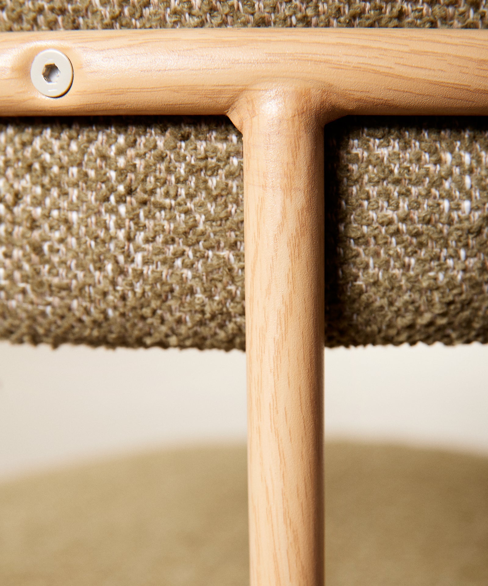 55629190267266 Silla de Comedor en Tela y Metal Alexia - EDICIÓN MADERA Sillas tapizadas Northdeco