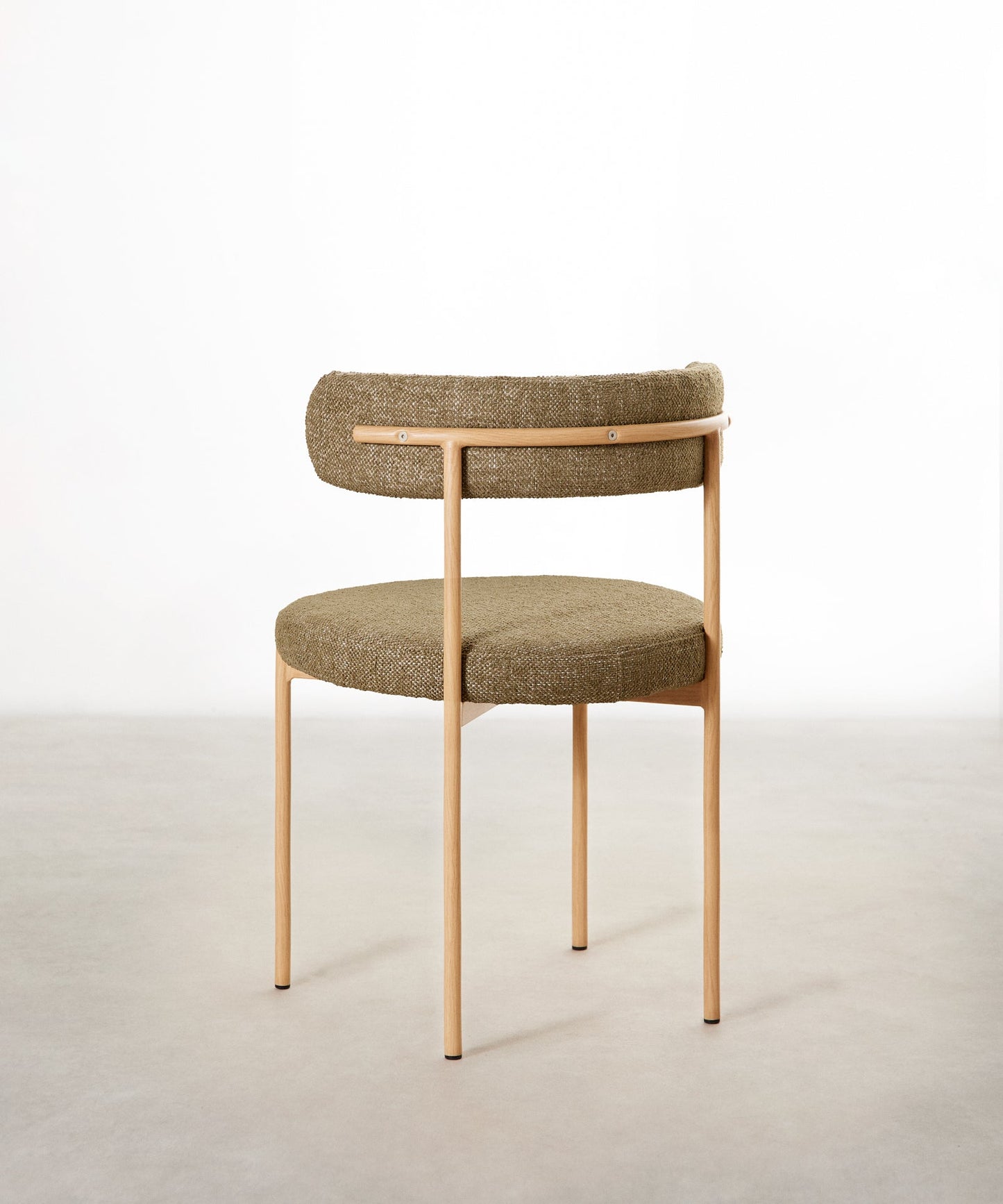 55629190267266 Silla de Comedor en Tela y Metal Alexia - EDICIÓN MADERA Sillas tapizadas Northdeco