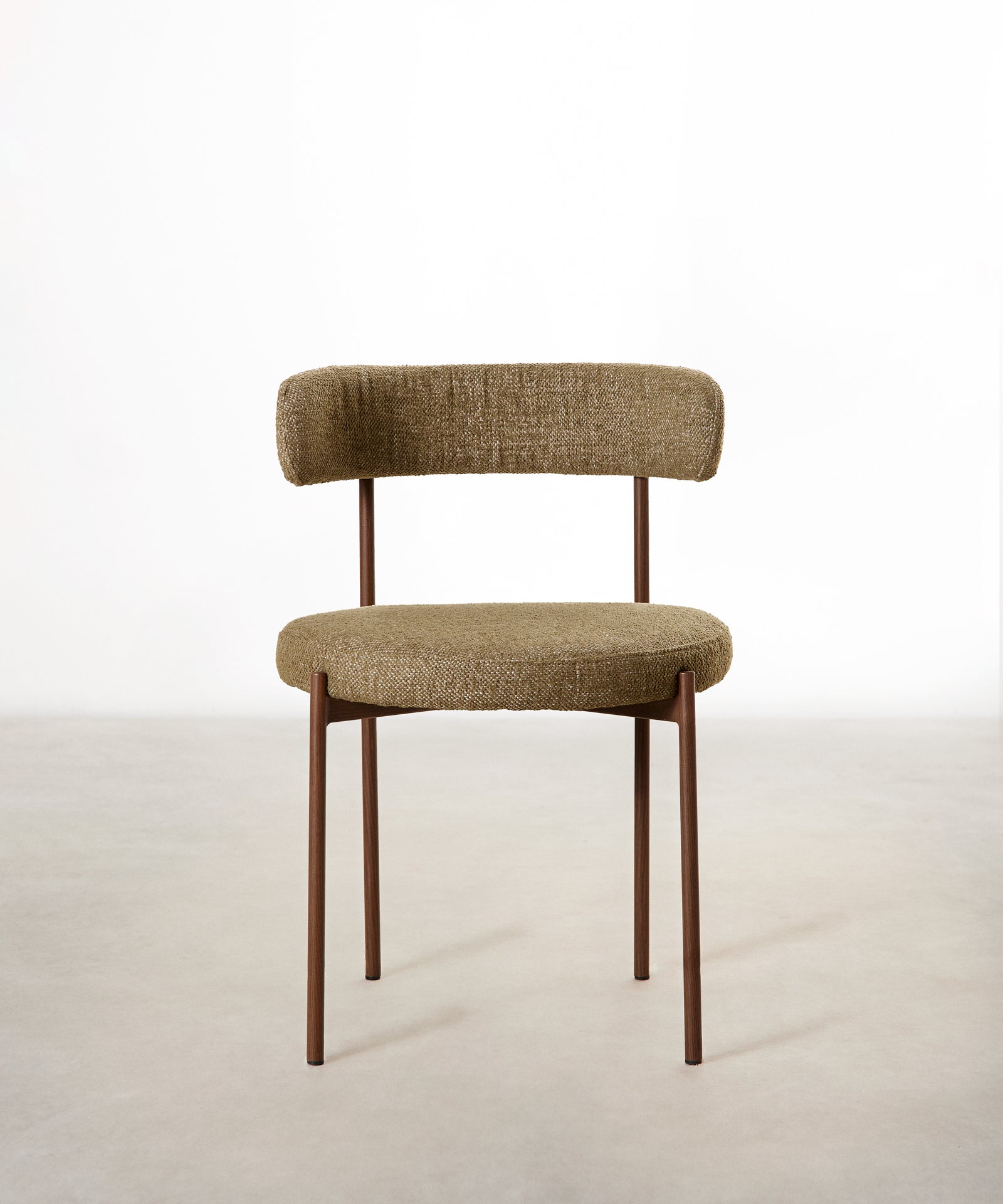 55629190201730 Silla de Comedor en Tela y Metal Alexia - EDICIÓN MADERA Sillas tapizadas Northdeco