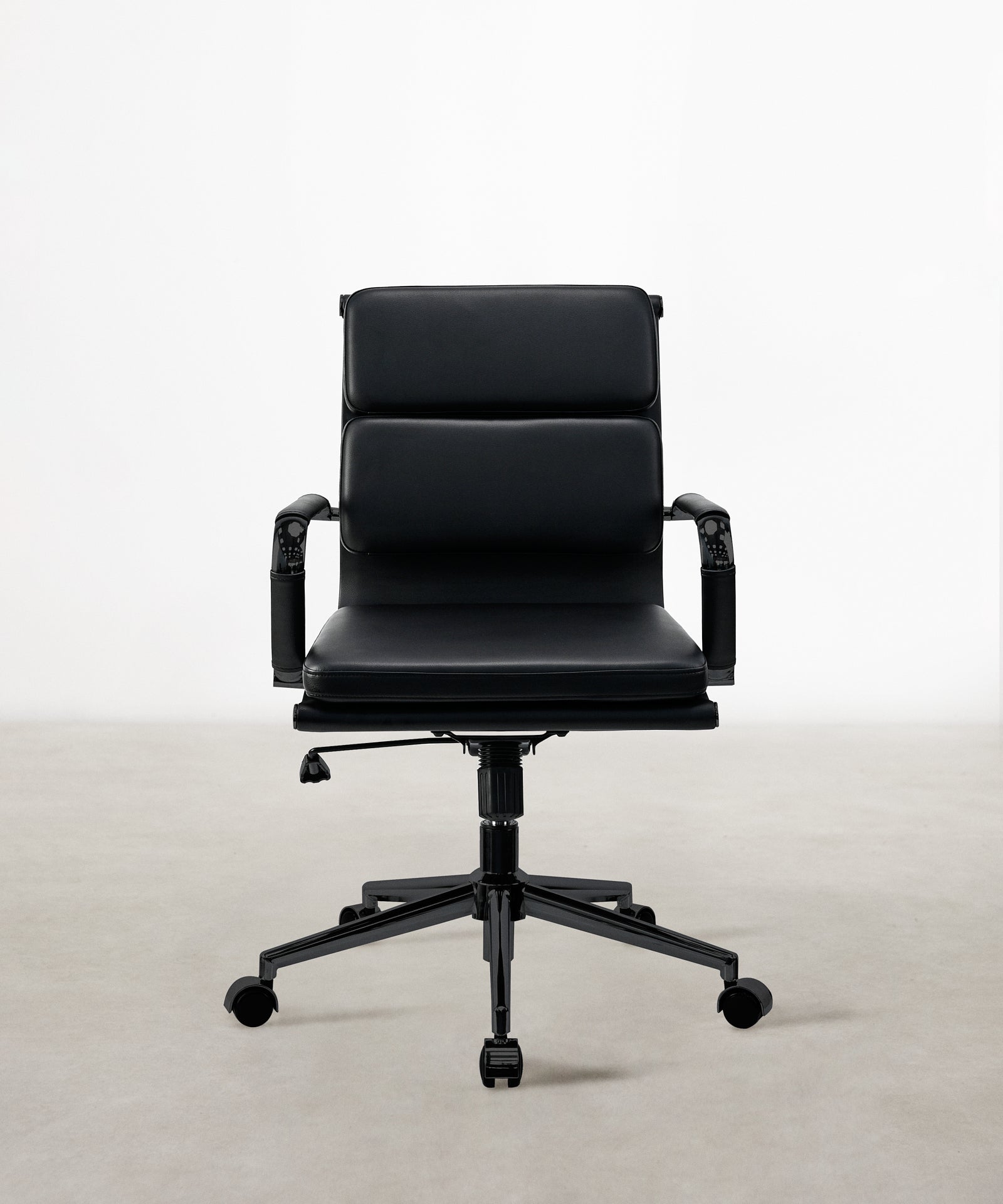 48501523972433 Silla de Oficina en Polipiel Low Base Belmont Black Edition Sillas de Oficina Northdeco