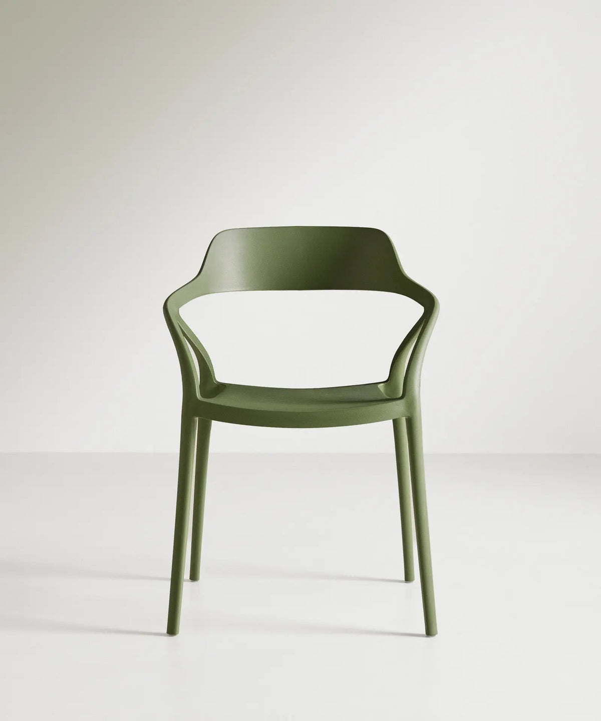 48433243160913 Silla de Polipropileno con Reposabrazos Grace Sillas de Plástico Northdeco