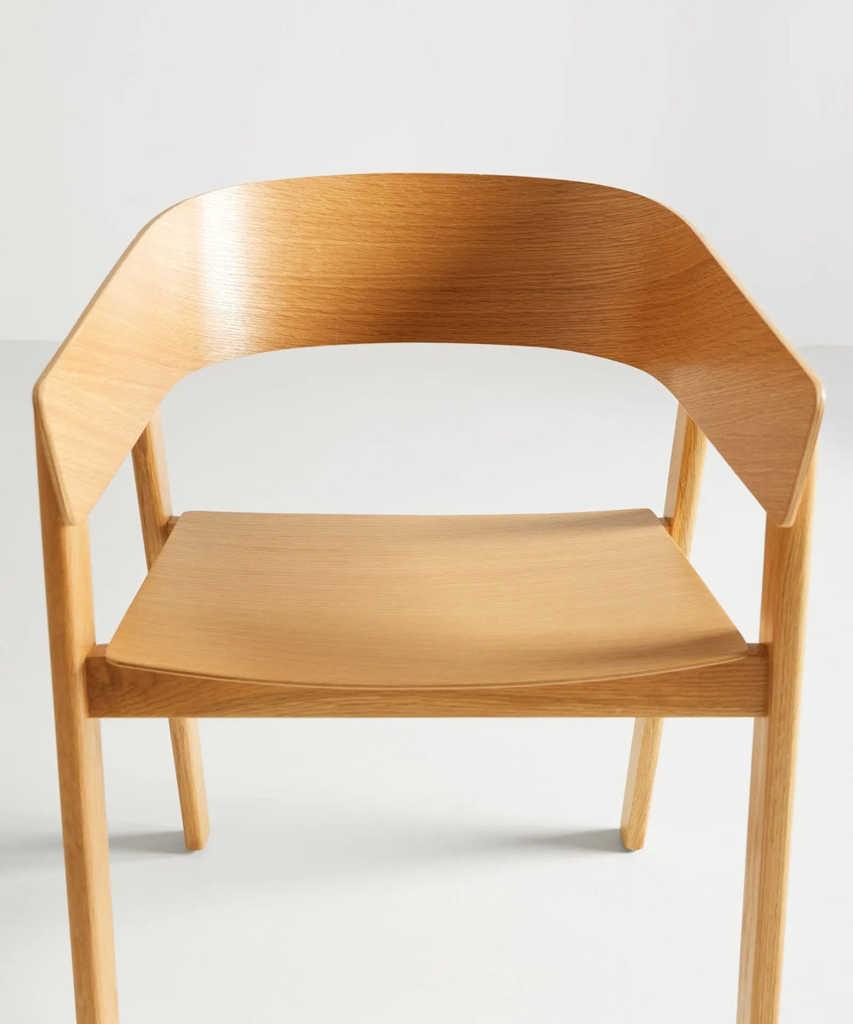 48427314118993 Silla de comedor en Madera con Reposabrazos Isabella Sillas de Madera Northdeco