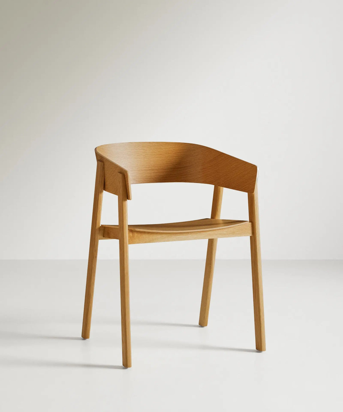 48427314118993 Silla de comedor en Madera con Reposabrazos Isabella Sillas de Madera Northdeco