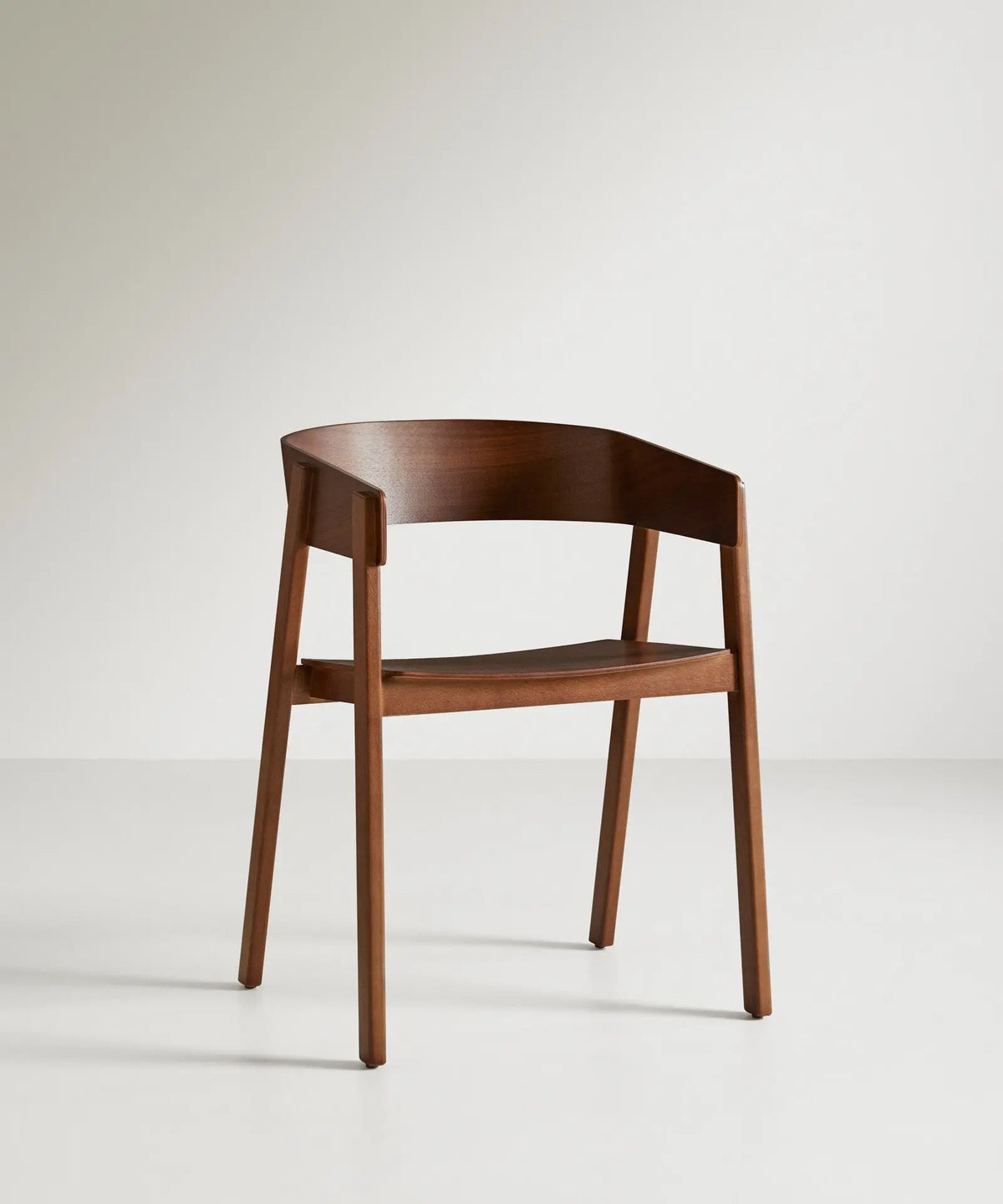 48427314151761 Silla de comedor en Madera con Reposabrazos Isabella Sillas de Madera Northdeco
