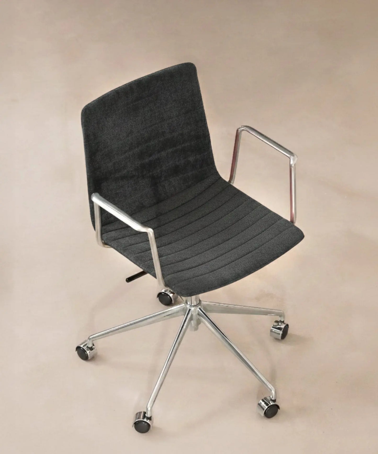 55919763325314 Silla de Escritorio Tapizada y Ajustable Jamie Sillas de Oficina Northdeco