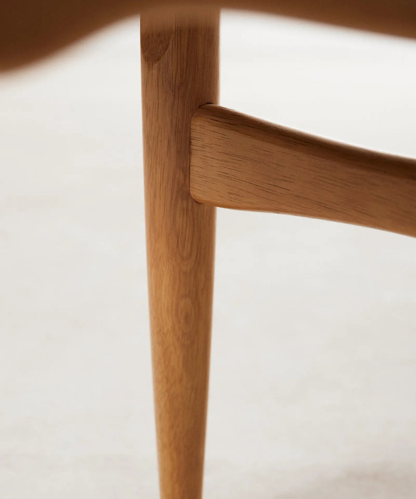 48289695727953 Silla de Comedor en Madera Acolchada Kyoto Sillas de Madera Northdeco