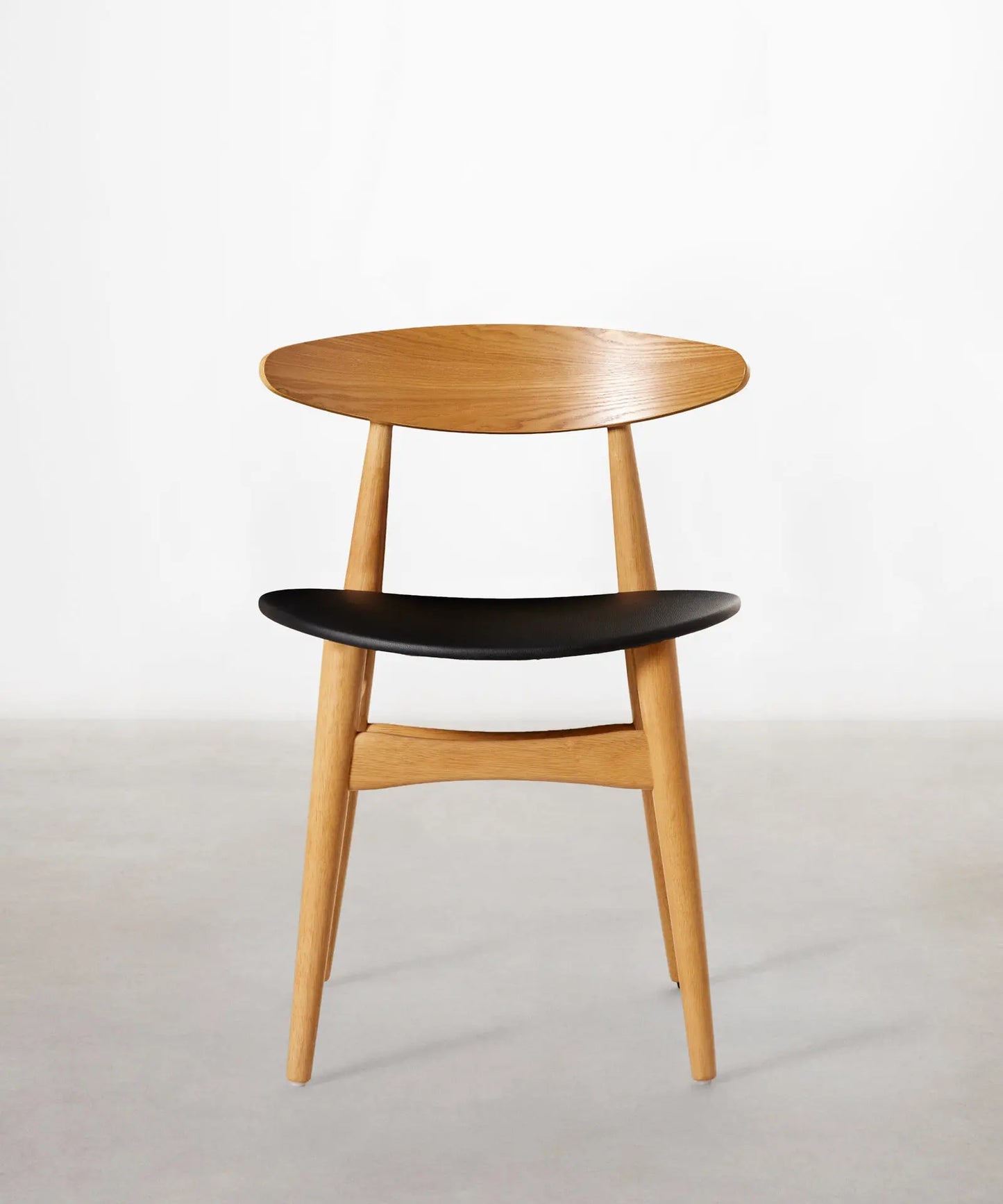 46795985158481 Silla de Comedor en Madera Acolchada Kyoto Sillas de Madera Northdeco