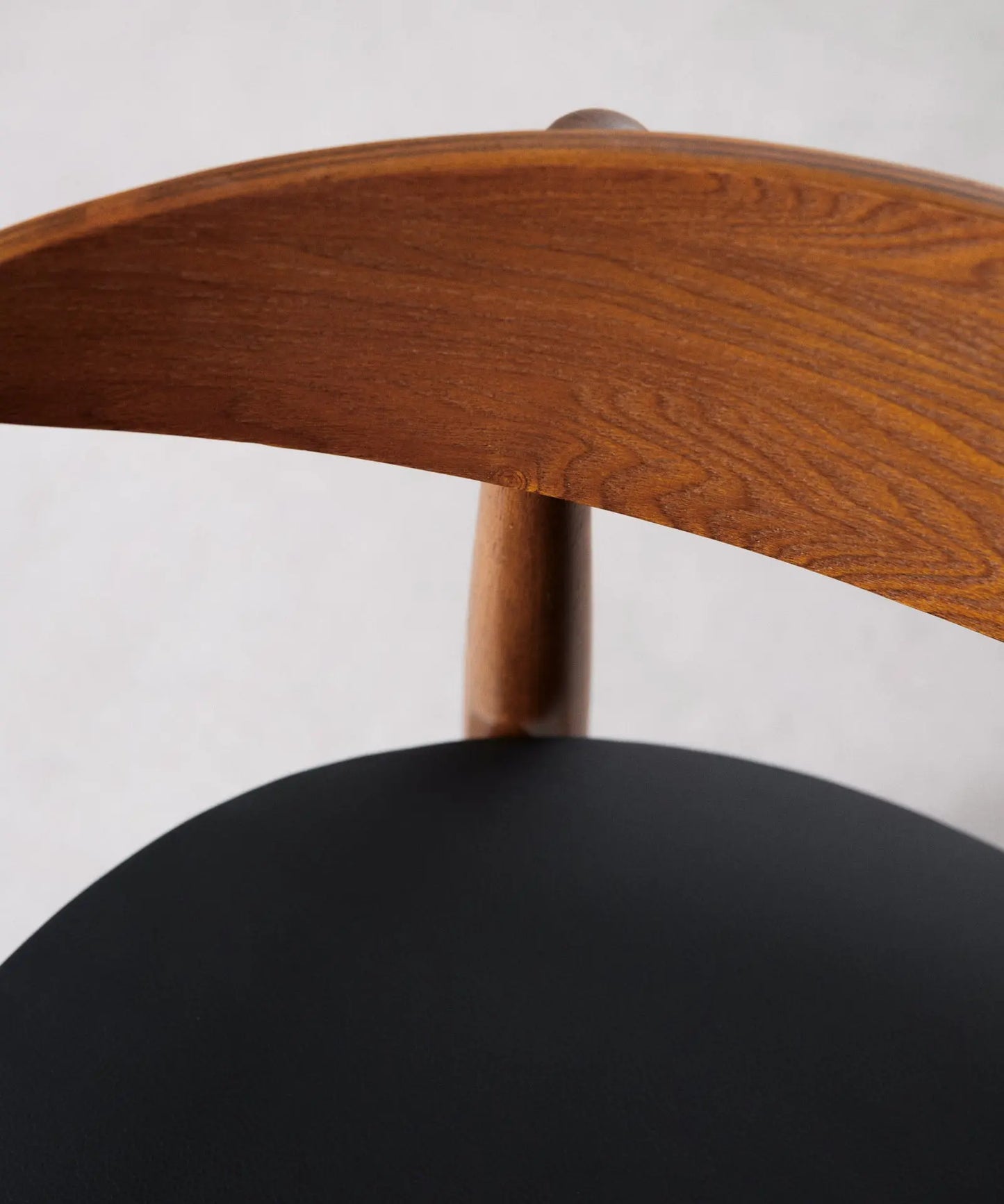 48289695727953 Silla de Comedor en Madera Acolchada Kyoto Sillas de Madera Northdeco