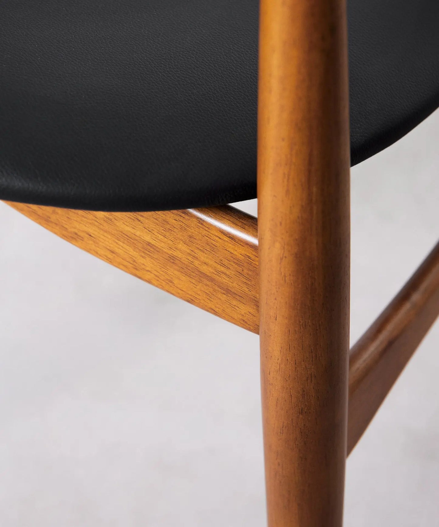 48289695727953 Silla de Comedor en Madera Acolchada Kyoto Sillas de Madera Northdeco