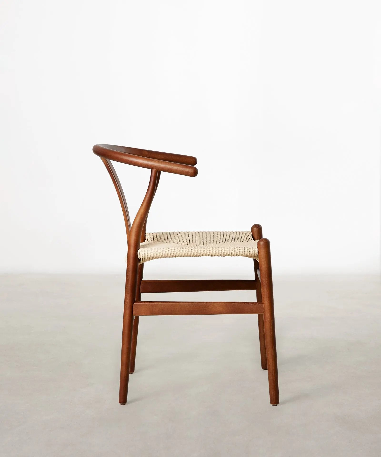 47041281917265 Silla de Comedor en Madera y Cuerda Trenzada Leena Sillas de Madera Northdeco