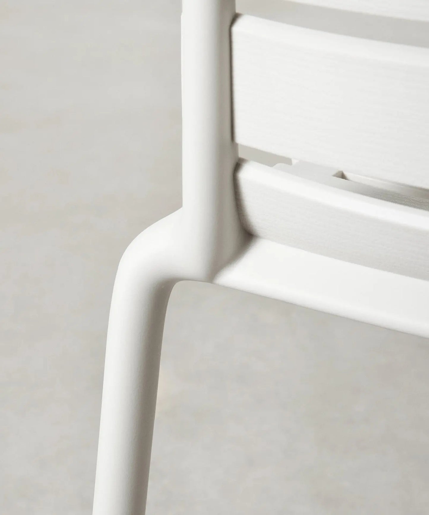 55784486601090 Silla de Polipropileno Molet Sillas de Plástico Northdeco