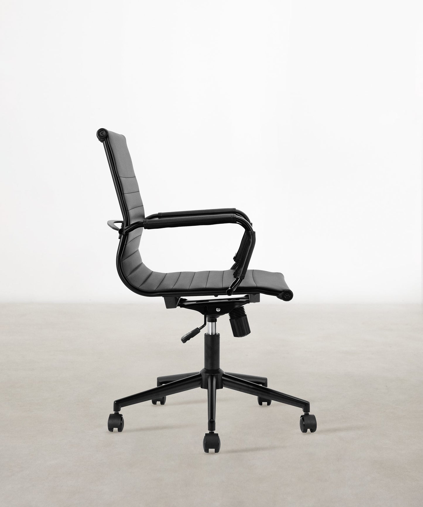 56519291732354 Silla de Oficina LB Larsen - Black Edition Sillas de Oficina Northdeco