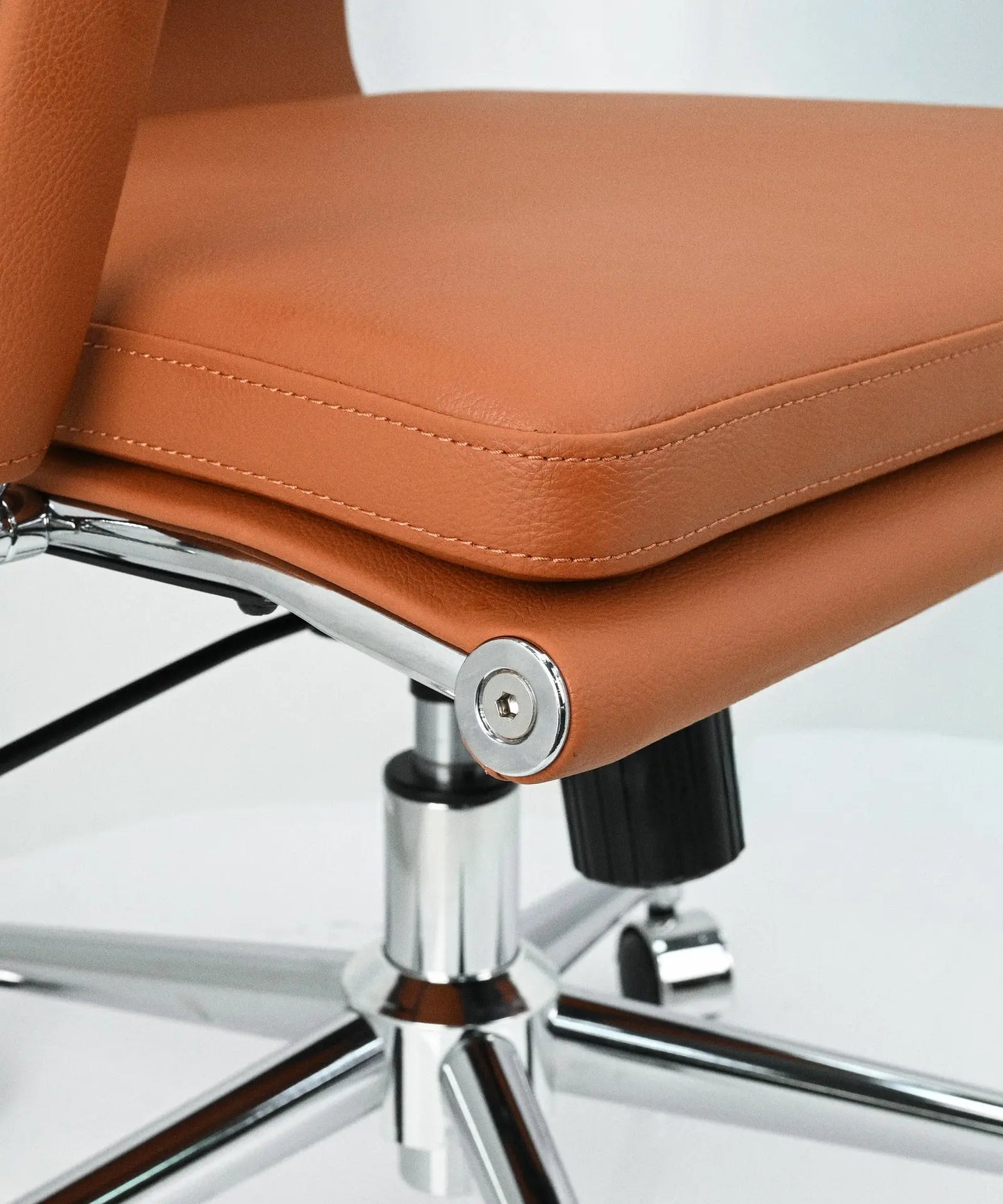 56512251494786 Silla de Oficina en Polipiel Low Back Jackson Sillas de Oficina Northdeco