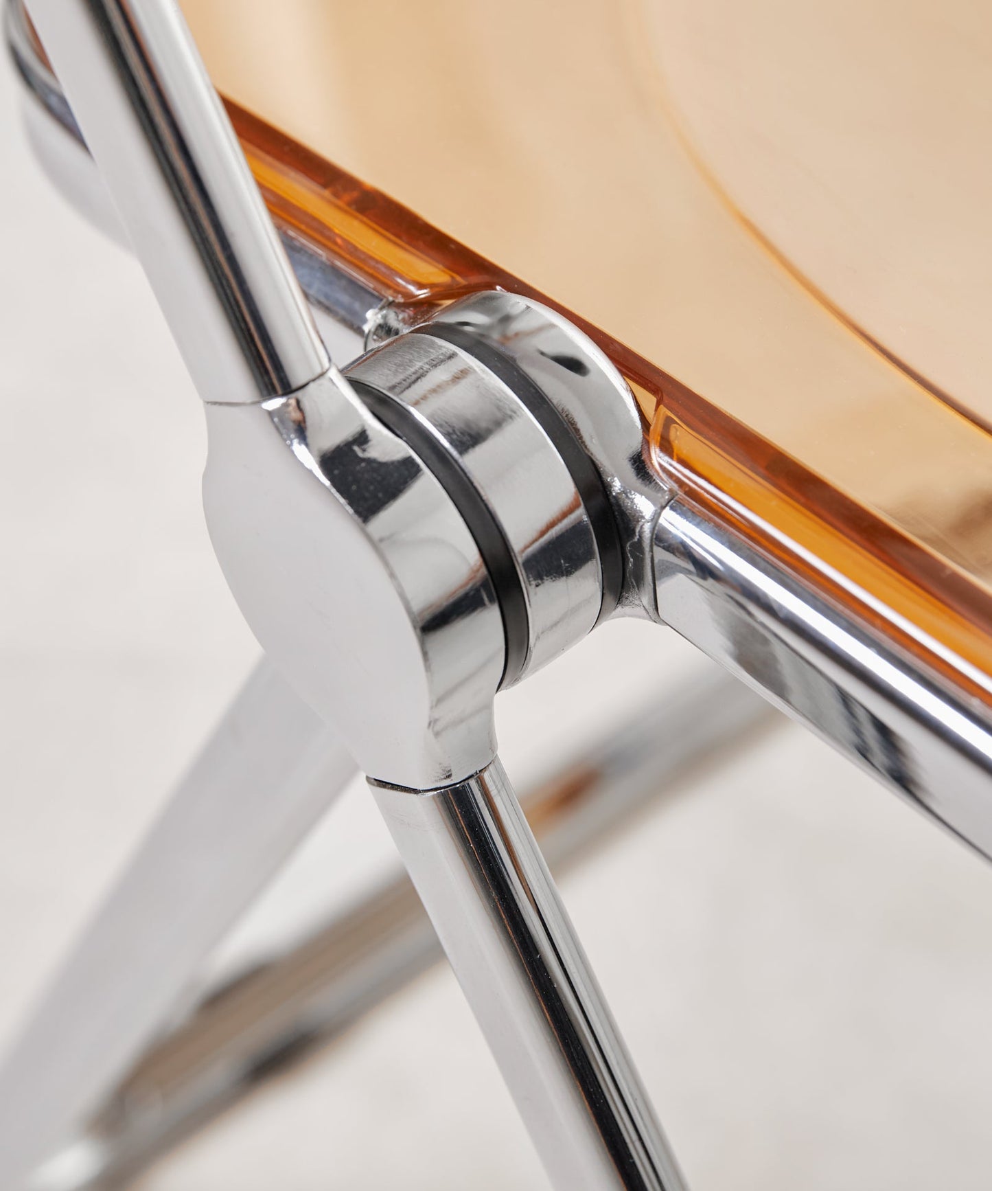 55414239494530 Silla plegable en hierro Enid Sillas de Plástico Northdeco