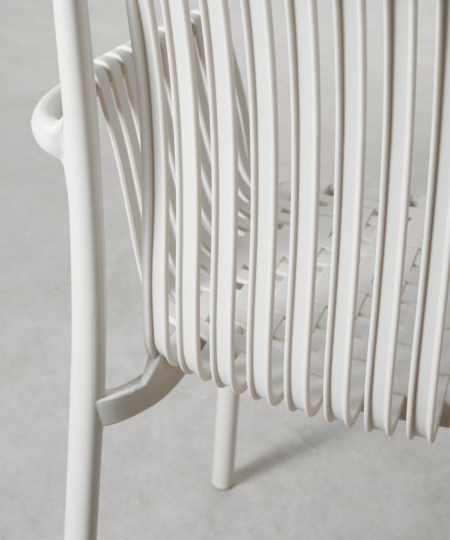 55771432026498 Silla de Polipropileno con Reposabrazos Salma Sillas de Plástico Northdeco