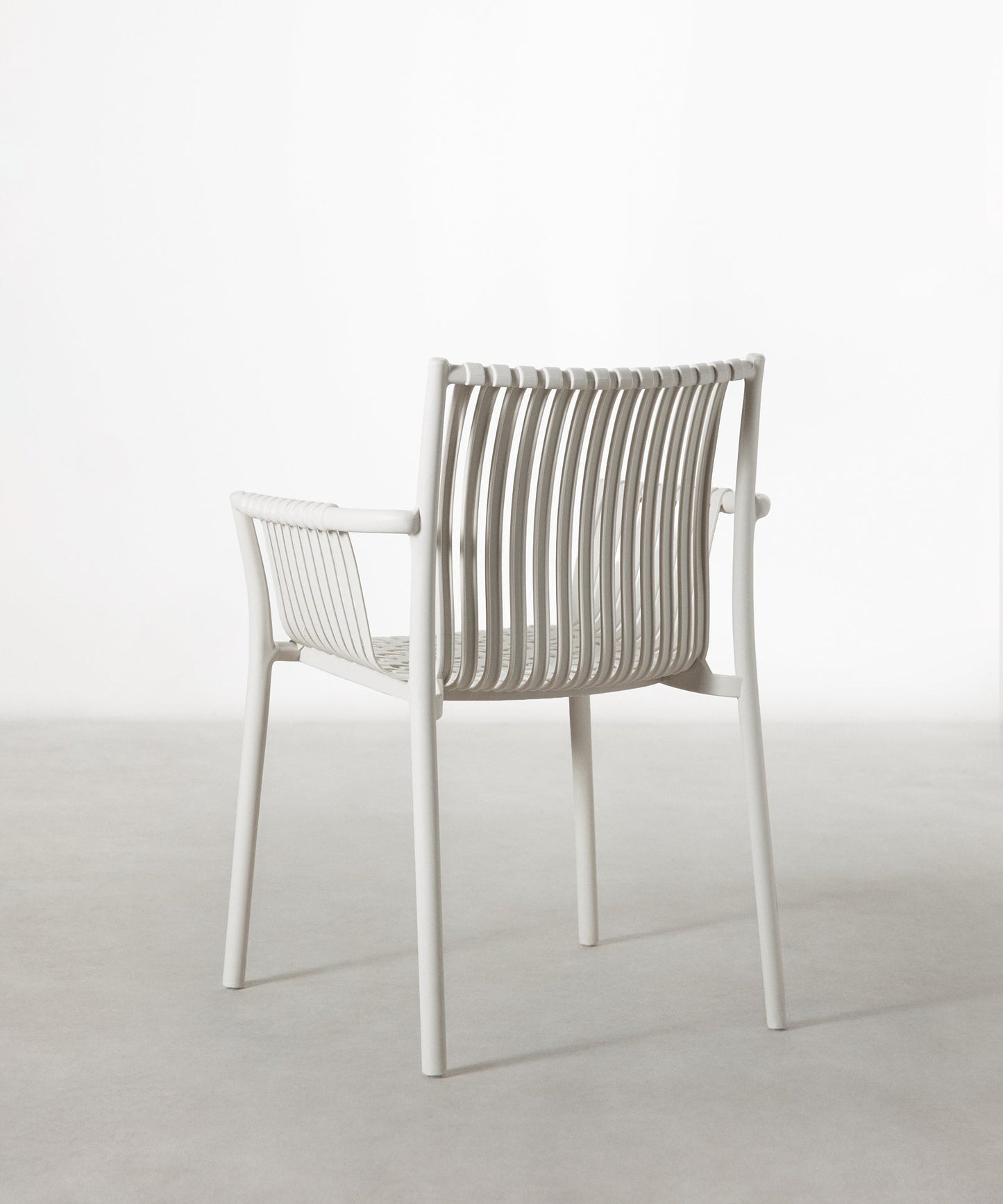 55771432026498 Silla de Polipropileno con Reposabrazos Salma Sillas de Plástico Northdeco