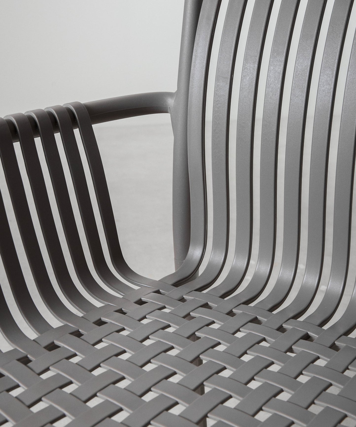 55771541832066 Silla de Polipropileno con Reposabrazos Salma Sillas de Plástico Northdeco