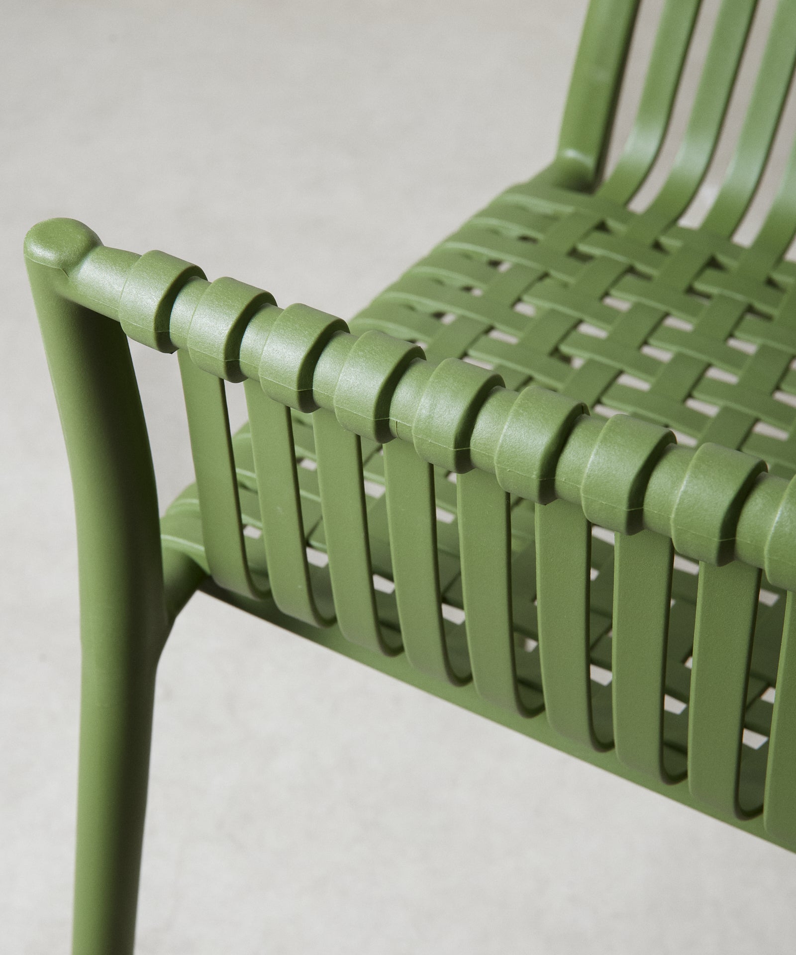 55771541799298 Silla de Polipropileno con Reposabrazos Salma Sillas de Plástico Northdeco