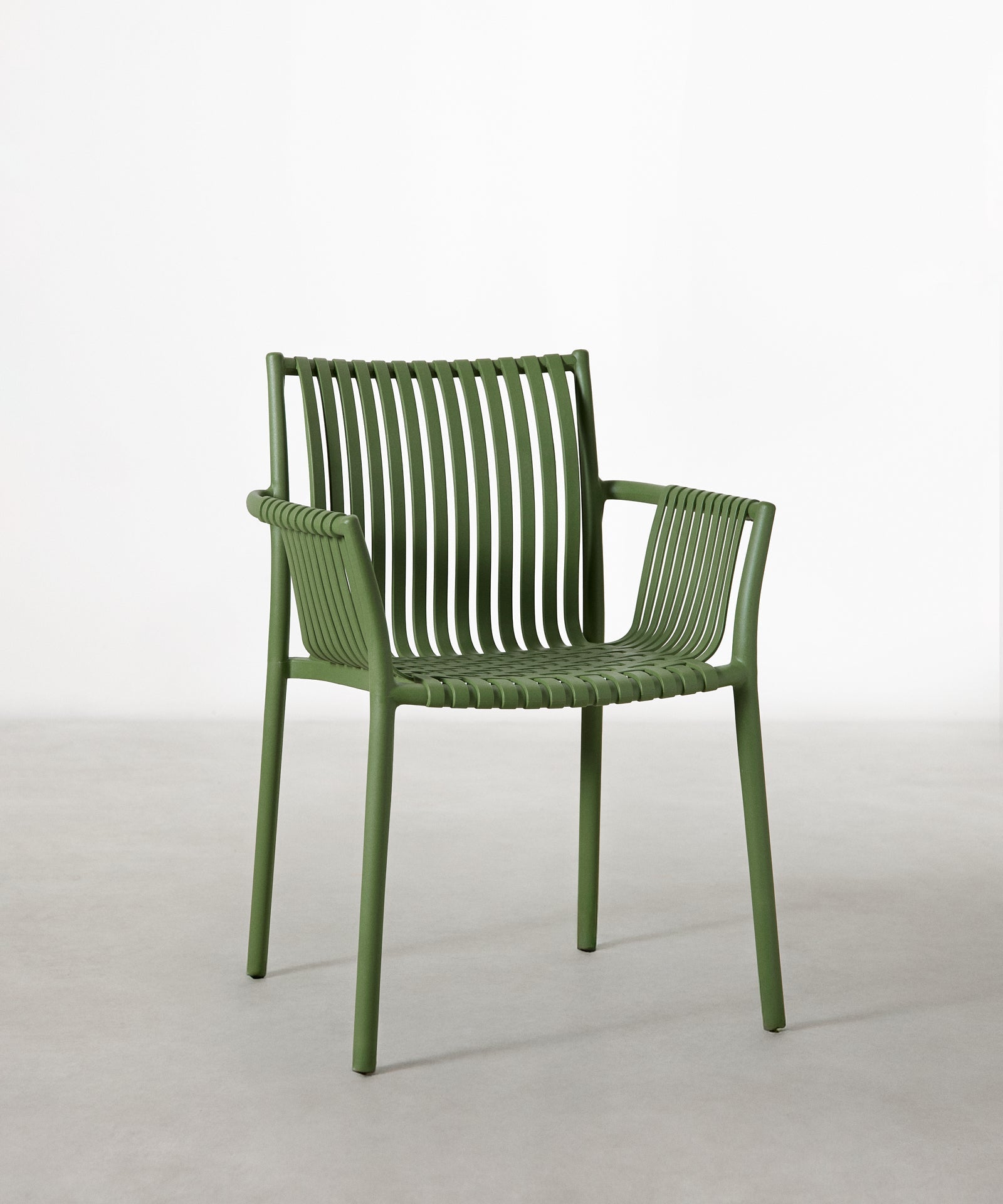 55771541799298 Silla de Polipropileno con Reposabrazos Salma Sillas de Plástico Northdeco