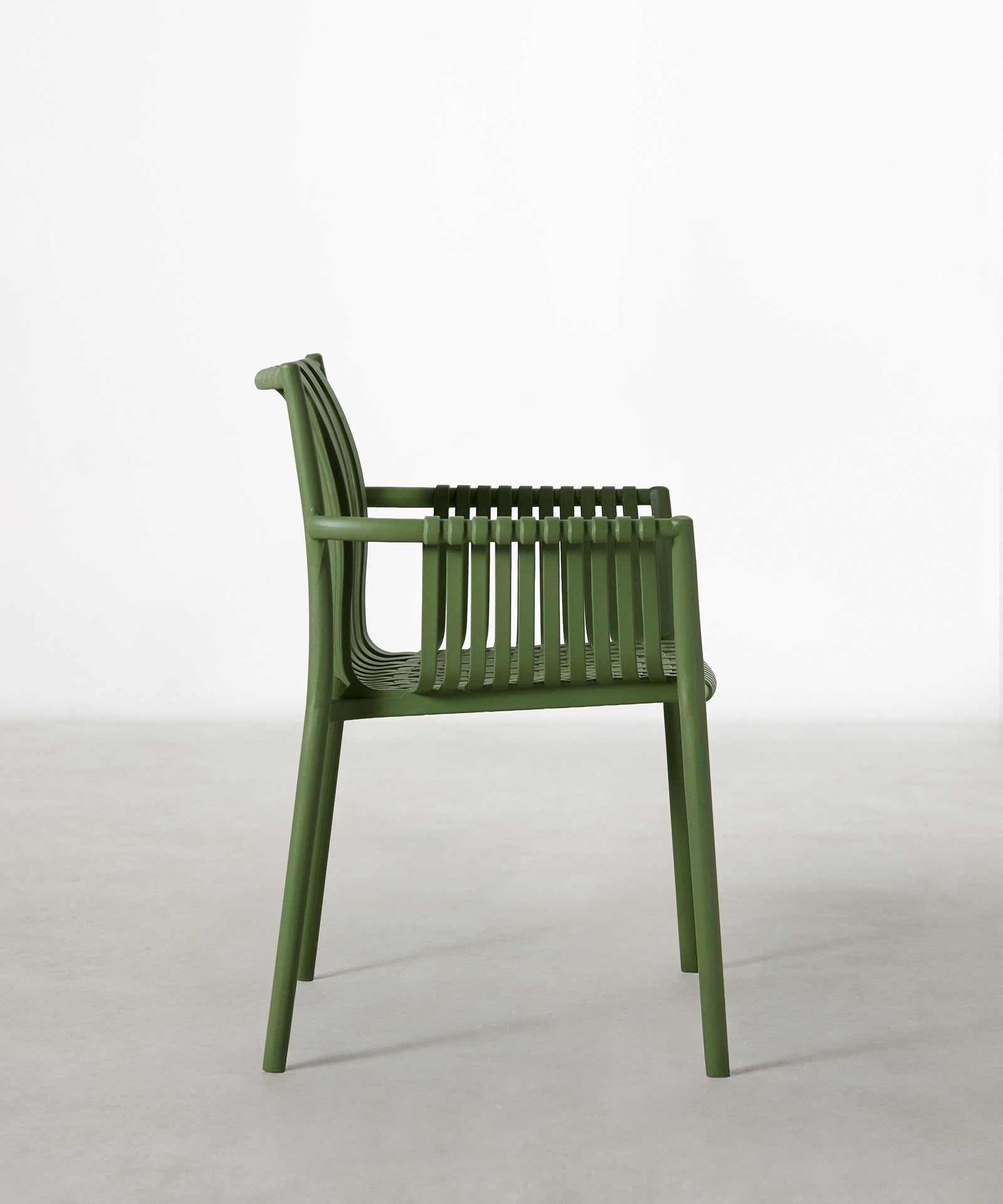 55771541799298 Silla de Polipropileno con Reposabrazos Salma Sillas de Plástico Northdeco