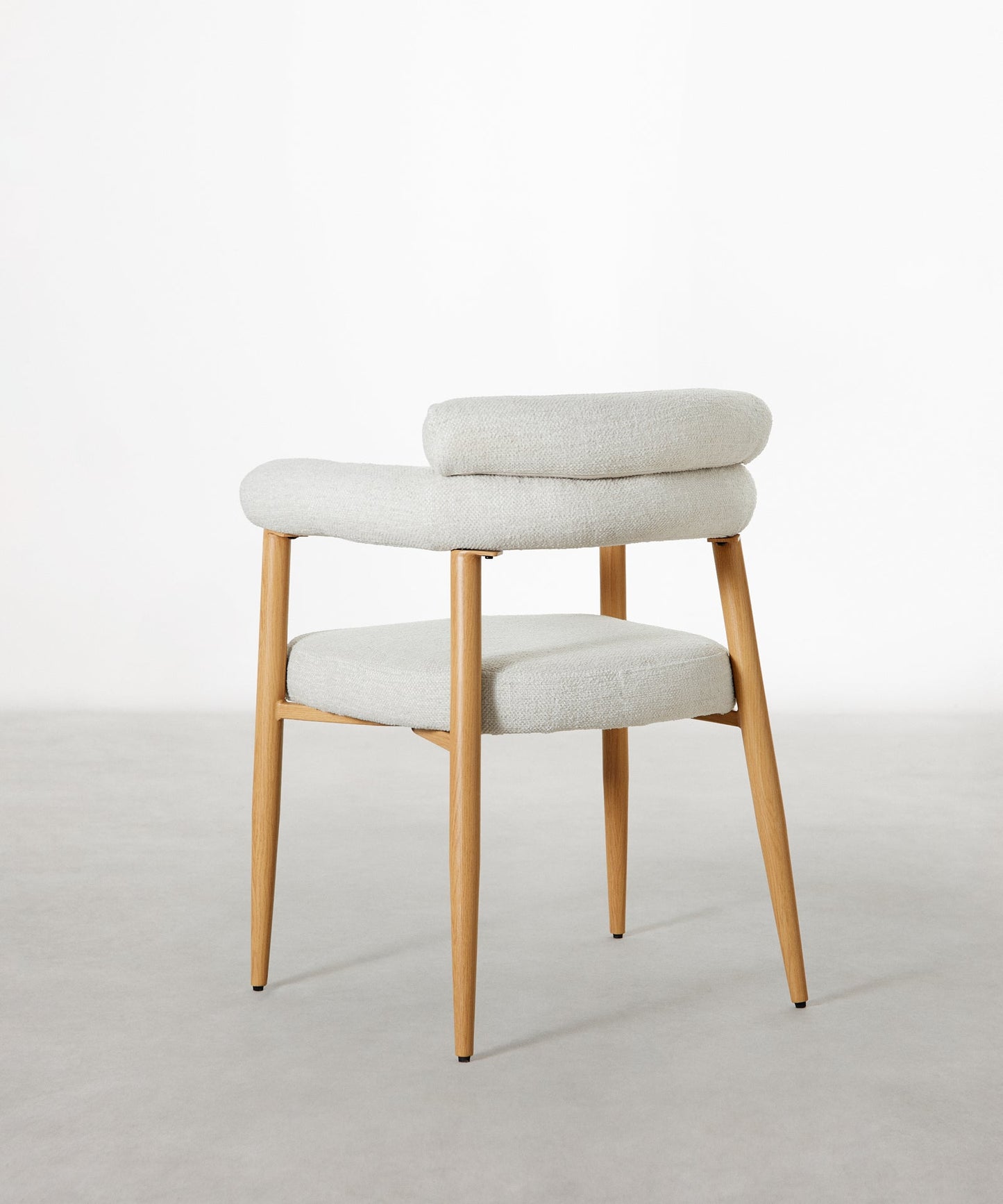 55954482790786 Silla de Comedor en Madera Tapizada Serena Sillas tapizadas Northdeco