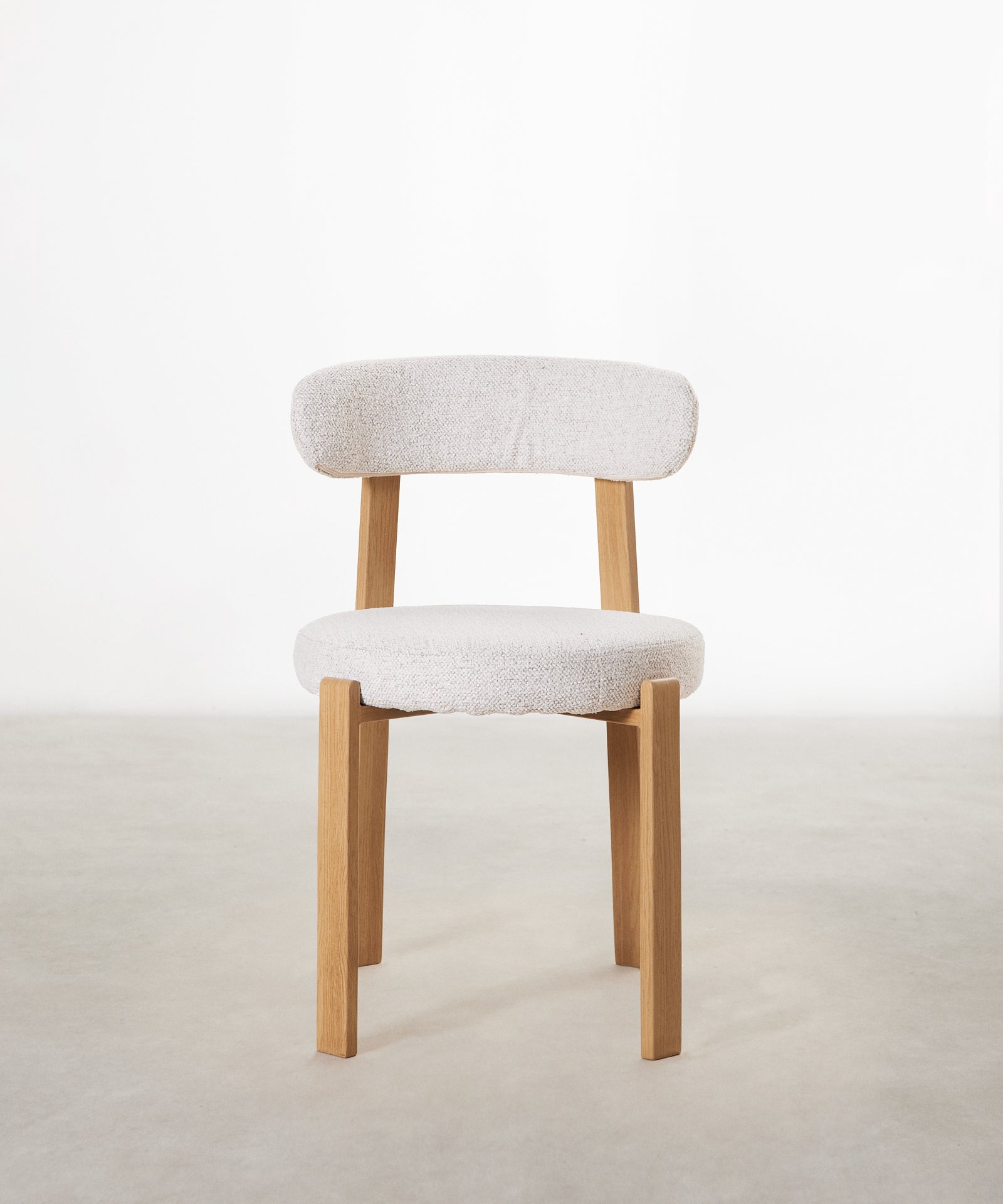 55629080199554 ND-0962 Sillas tapizadas Northdeco