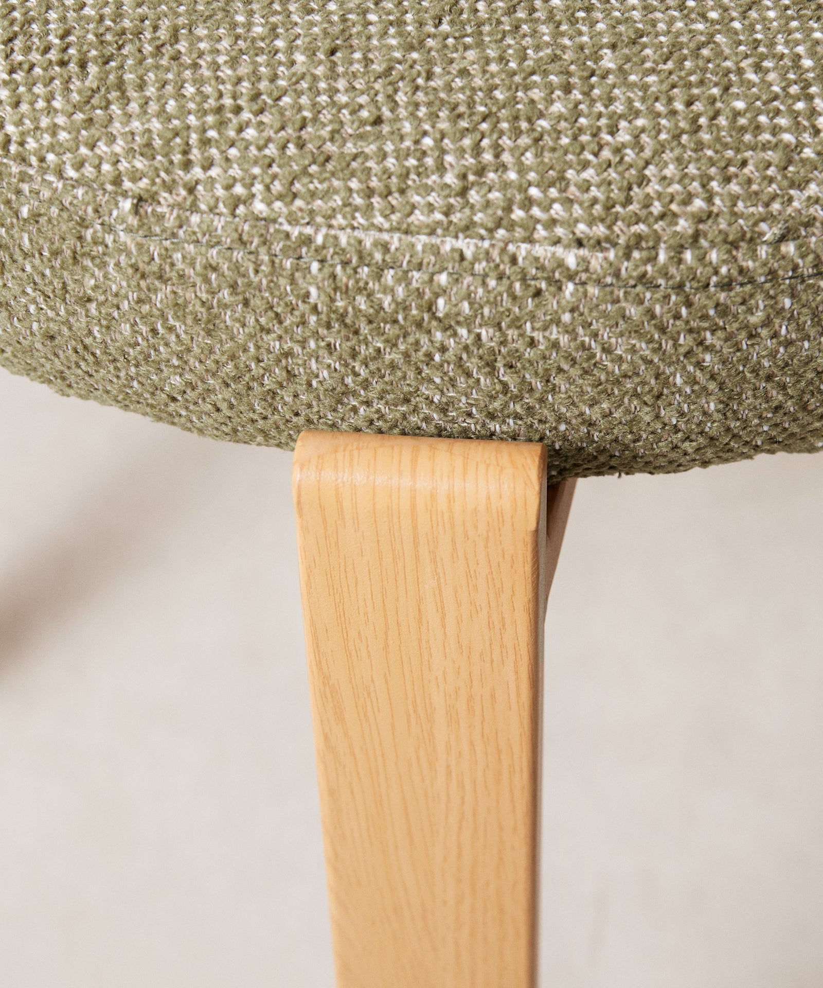 55629080166786 ND-0962 Sillas tapizadas Northdeco