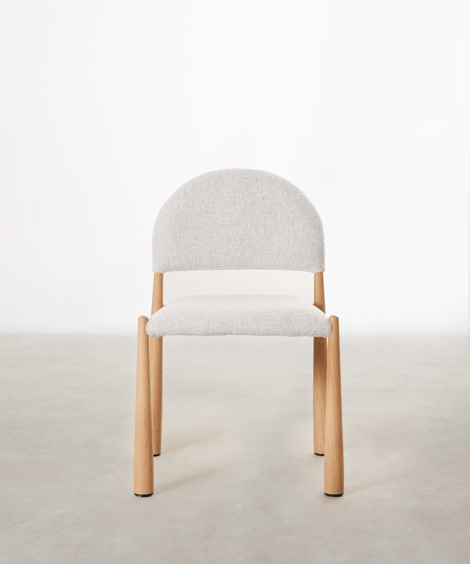 55651928506754 Silla de Comedor en Madera Tapizada Dafne Sillas tapizadas Northdeco