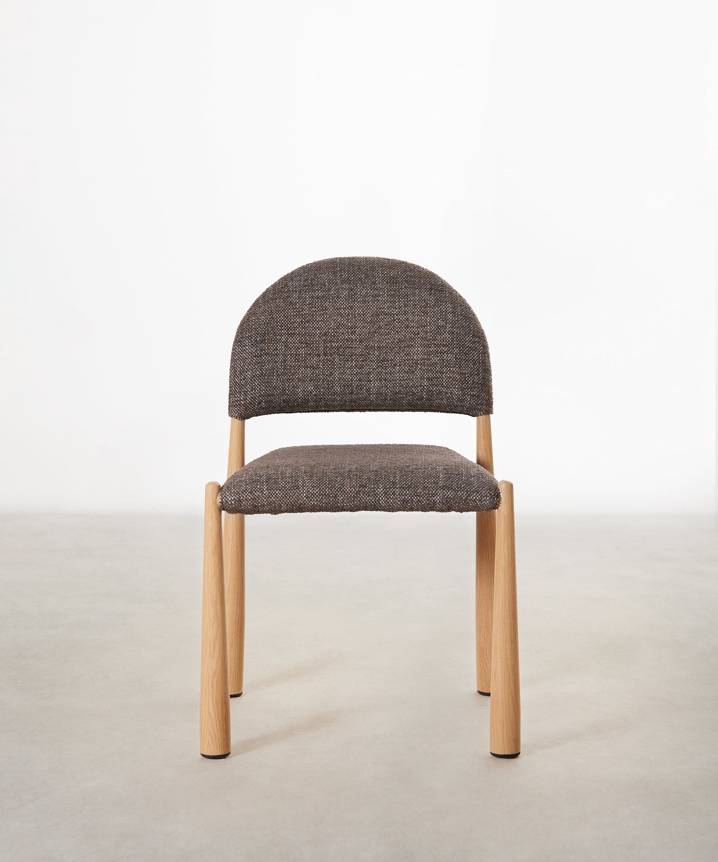 55651928572290 Silla de Comedor en Madera Tapizada Dafne Sillas tapizadas Northdeco