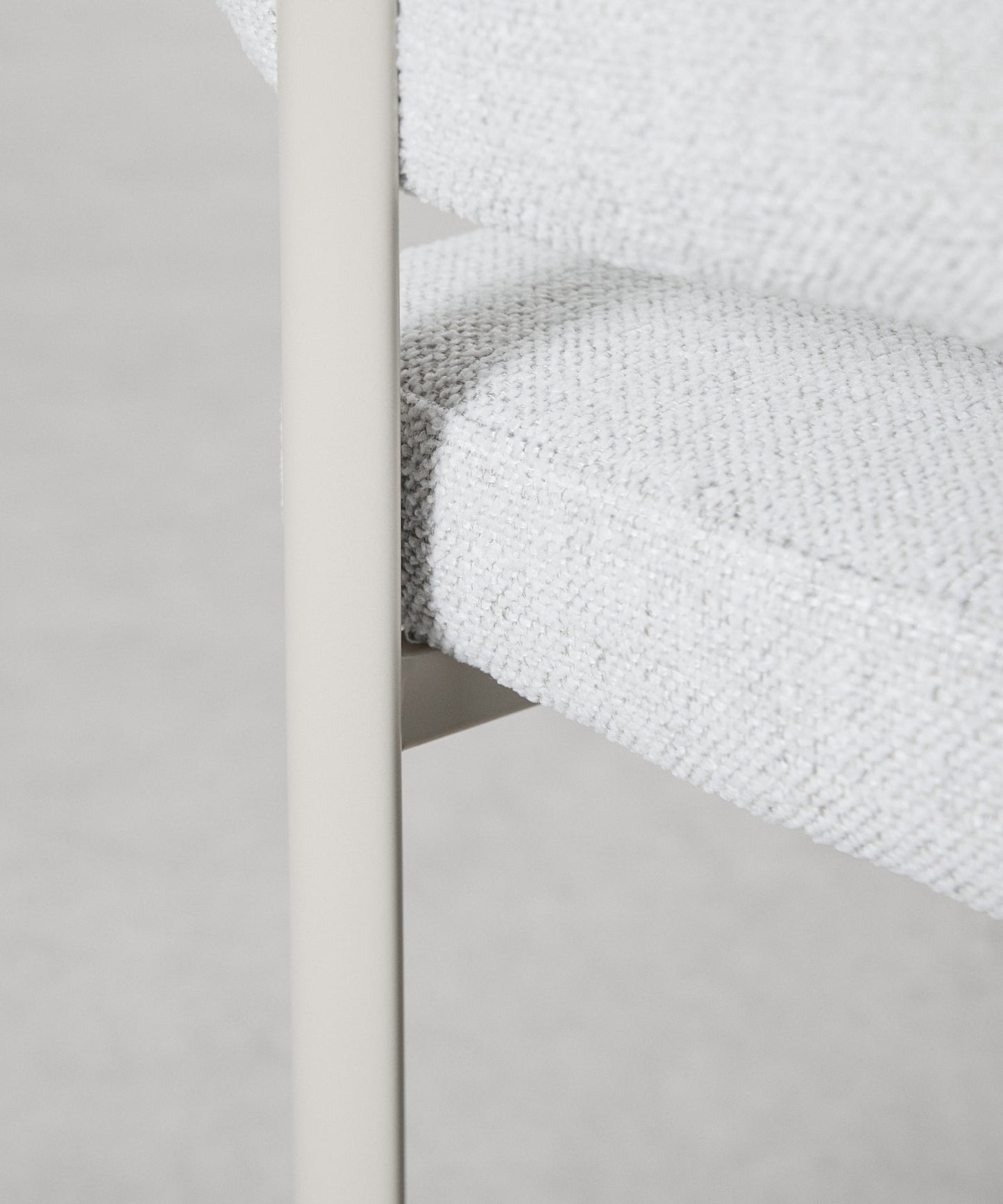 55914670621058 Silla de Comedor en Tela y Metal Robbie Sillas tapizadas Northdeco