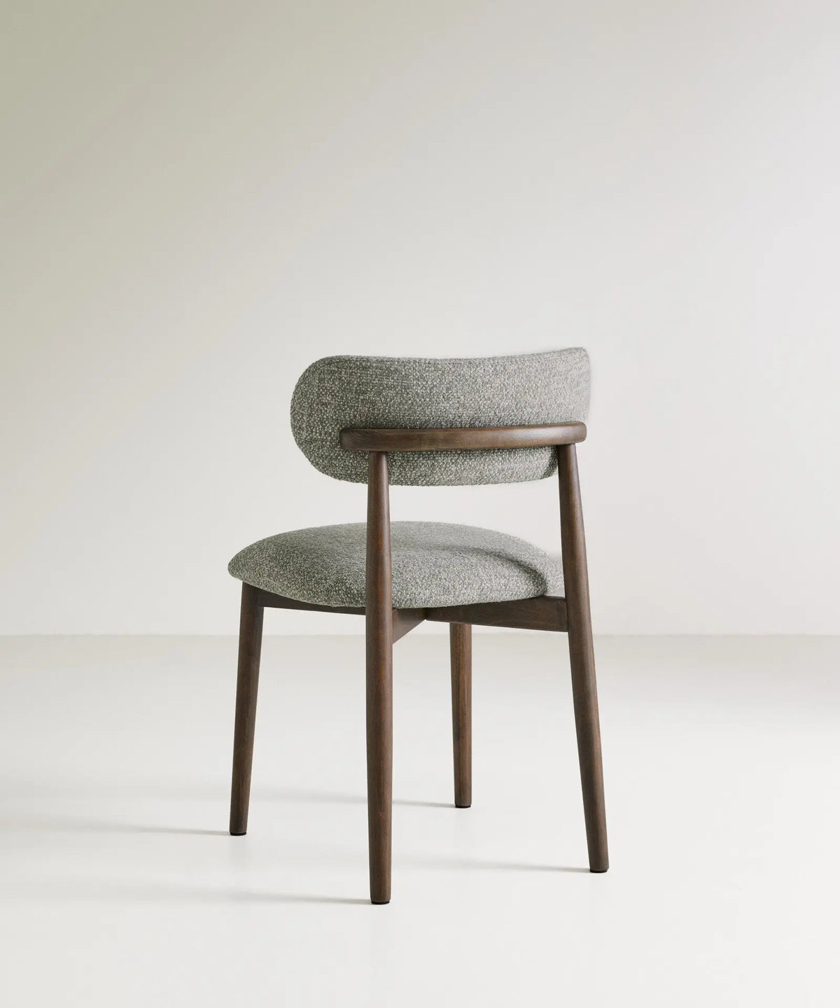 56912696082818 Silla de Comedor en Madera y Tapizada Dean Sillas Nórdicas Northdeco