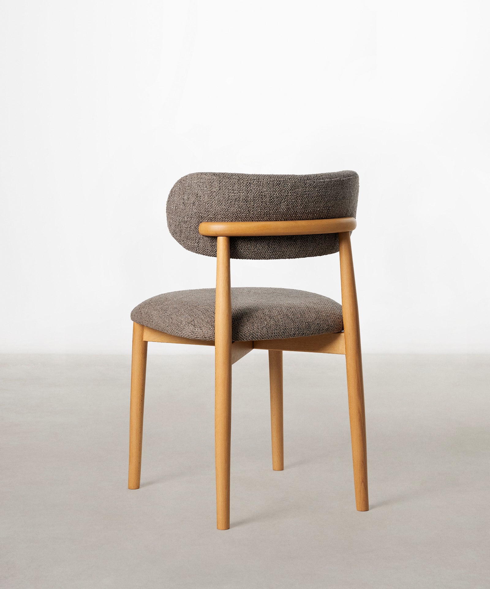 55966934139266 Silla de Comedor en Madera y Tapizada Dean Sillas Nórdicas Northdeco