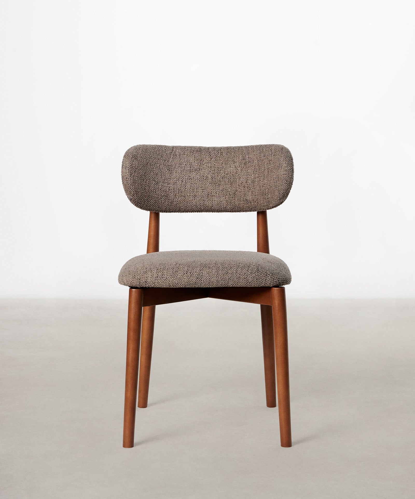 55966934204802 Silla de Comedor en Madera y Tapizada Dean Sillas Nórdicas Northdeco