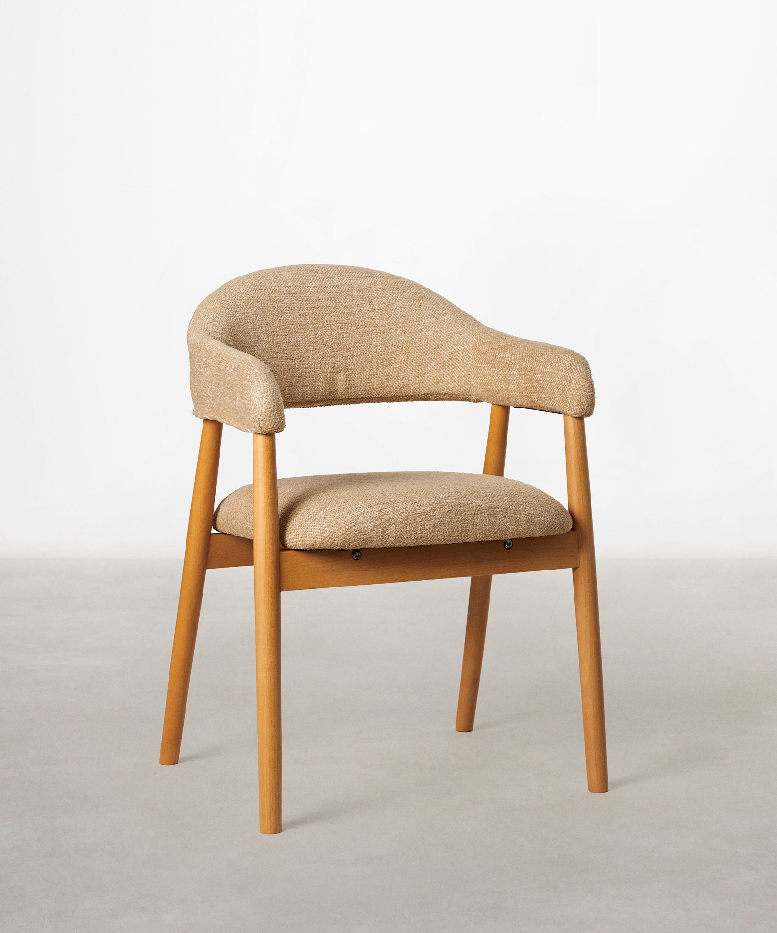 56017383555458 Silla de Comedor en Metal Tapizada Tesa Sillas Nórdicas Northdeco