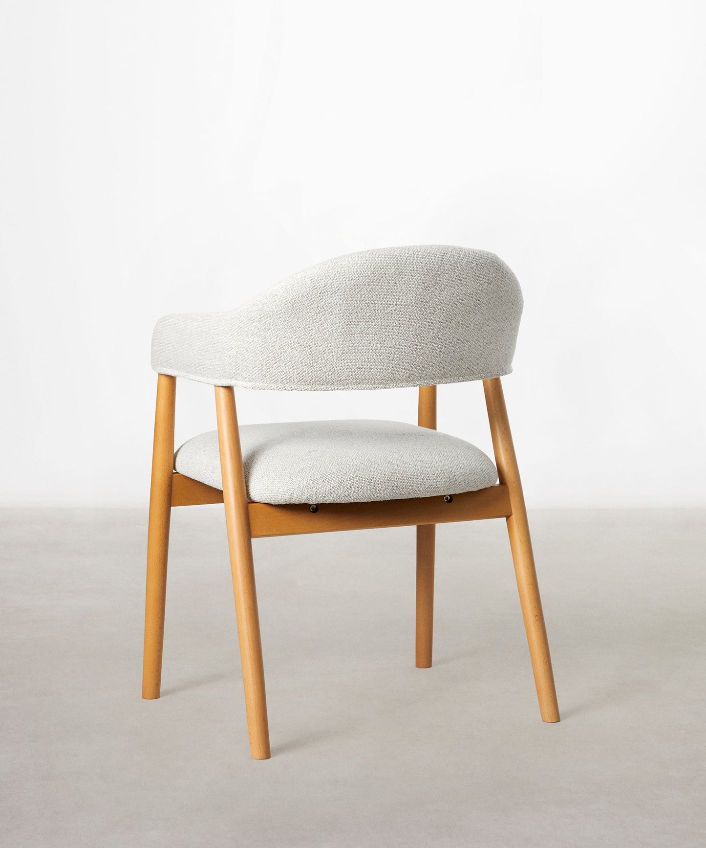 56017367957890 Silla de Comedor en Metal Tapizada Tesa Sillas Nórdicas Northdeco