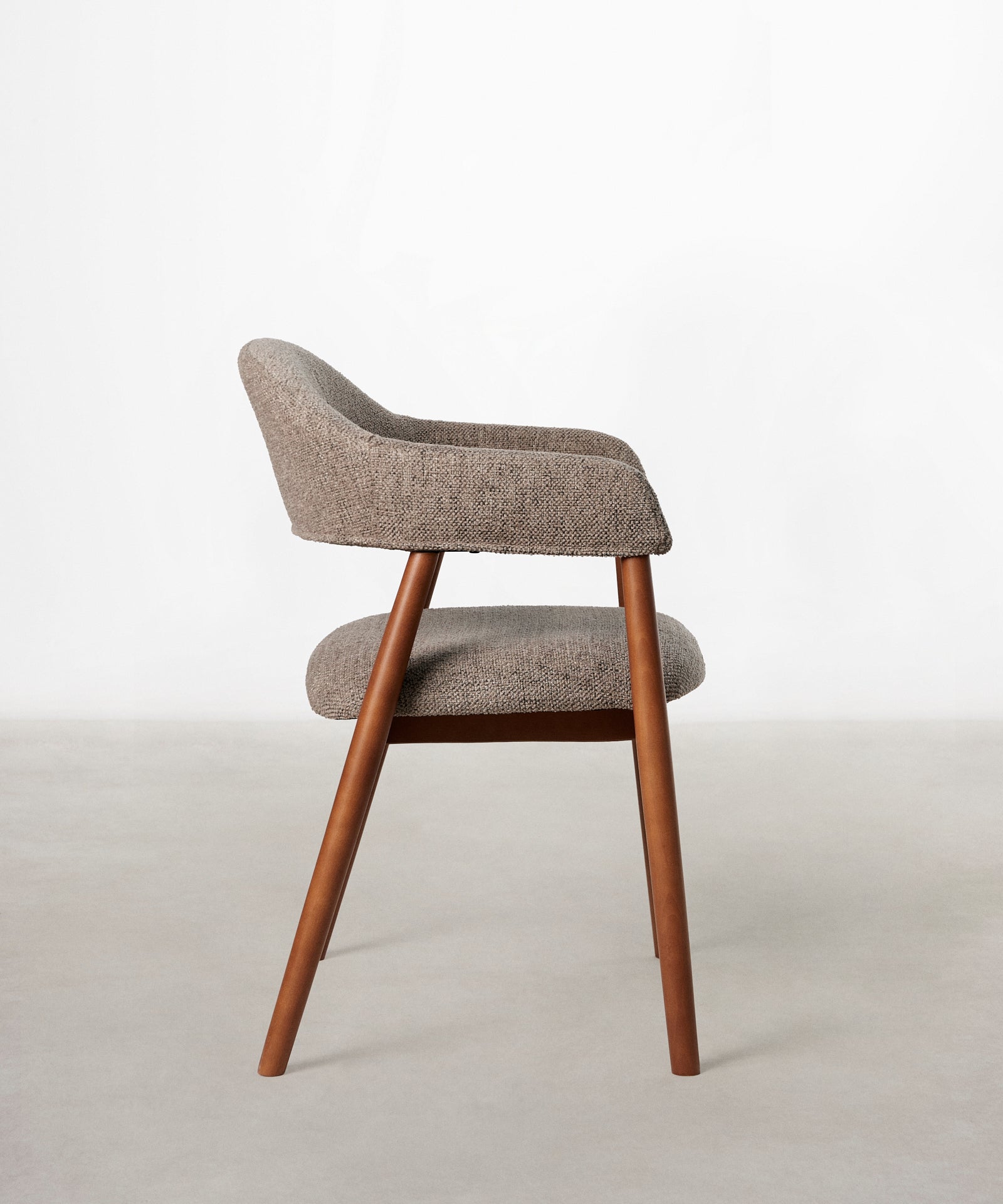 56017383522690 Silla de Comedor en Metal Tapizada Tesa Sillas Nórdicas Northdeco