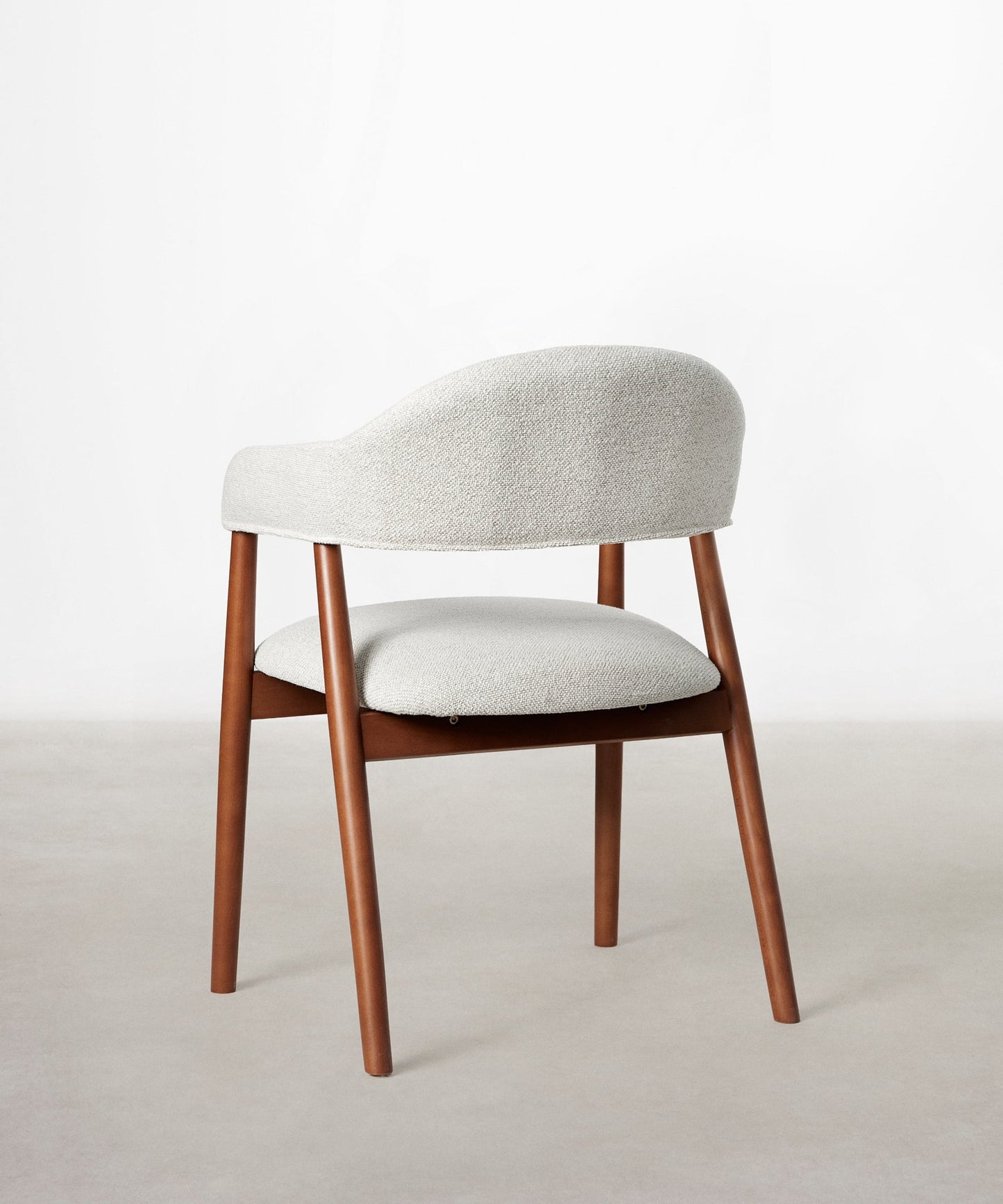 56017383457154 Silla de Comedor en Metal Tapizada Tesa Sillas Nórdicas Northdeco