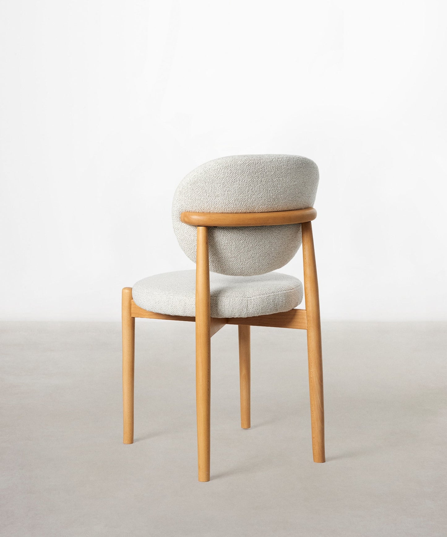 56017435754882 Silla de Comedor en Madera Tapizada Sonna Sillas Nórdicas Northdeco