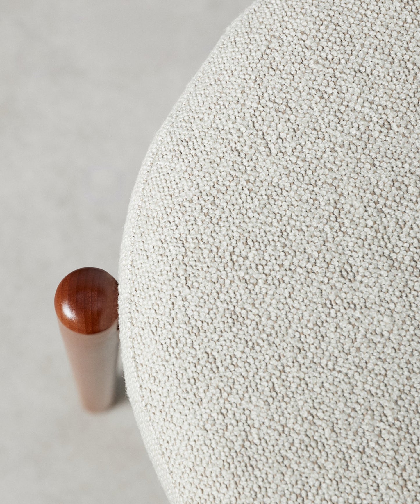 56017435918722 Silla de Comedor en Madera Tapizada Sonna Sillas Nórdicas Northdeco