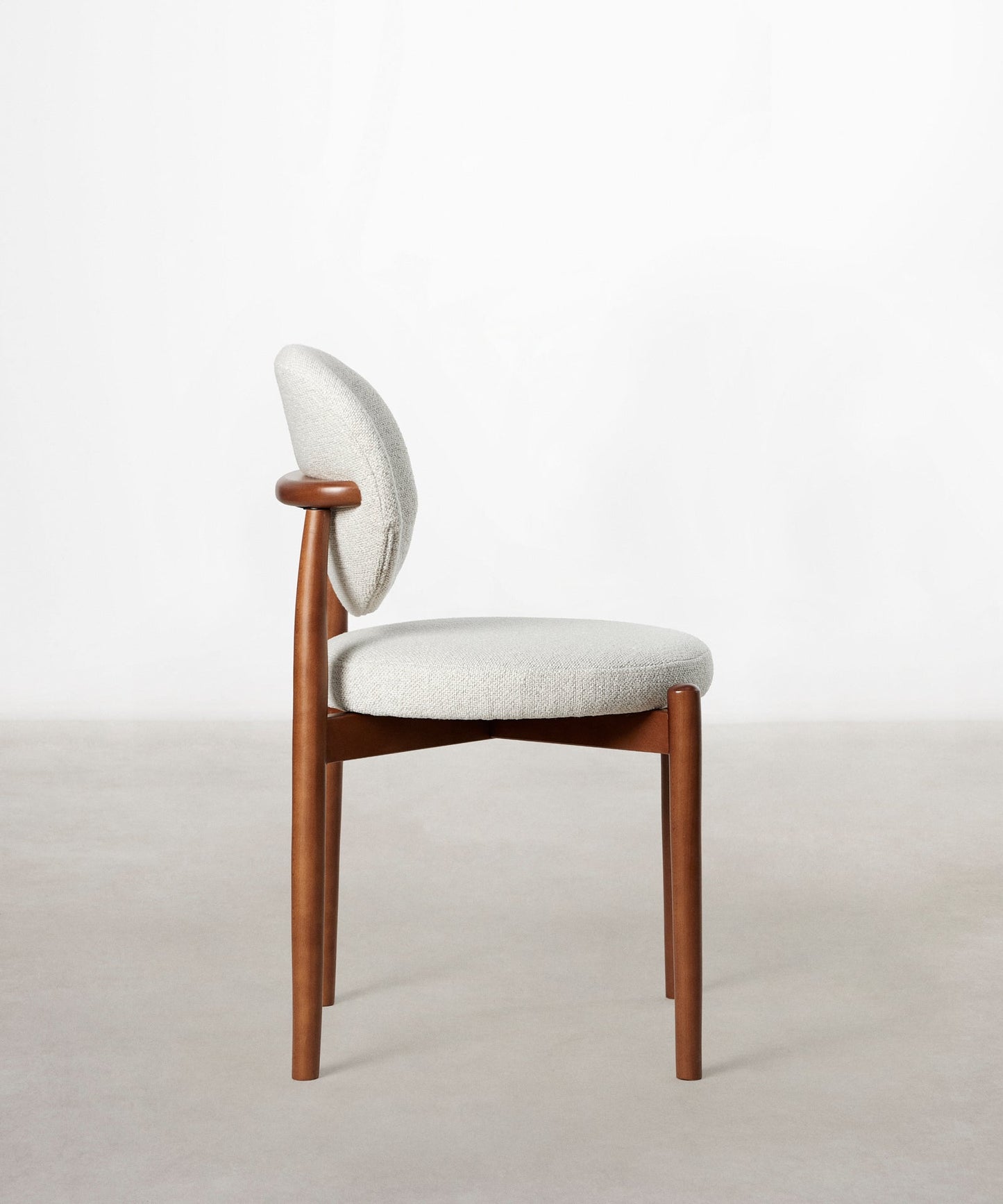 56017435918722 Silla de Comedor en Madera Tapizada Sonna Sillas Nórdicas Northdeco