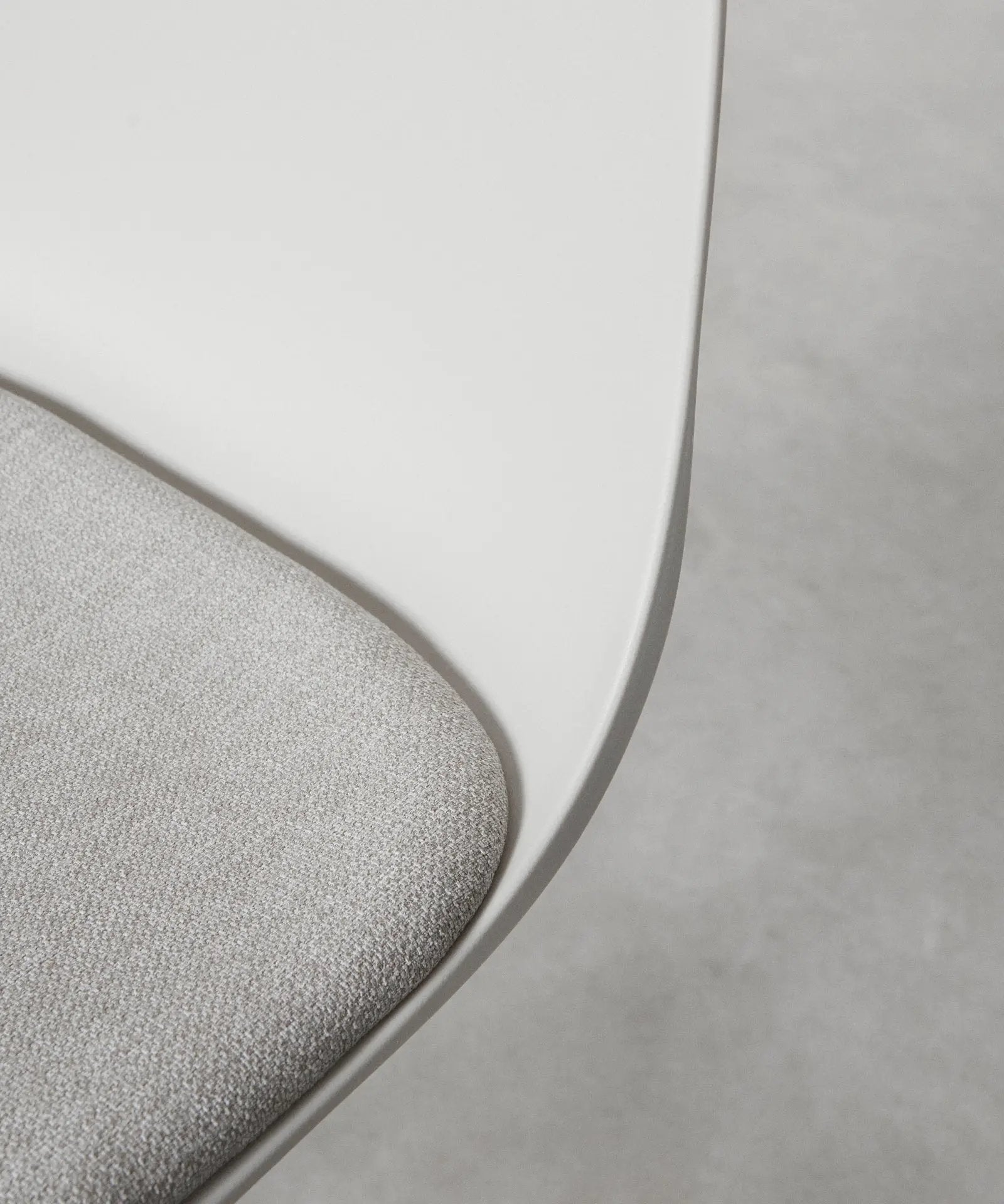 55856157229442 Silla de Oficina de Polipropileno y Asiento de Tela Annie Sillas de Oficina Northdeco