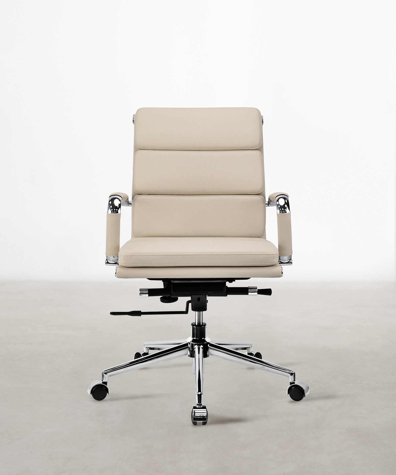 55814755385730 Silla de Oficina en Polipiel Low Base Adalia - Color Edition Sillas de Oficina Northdeco